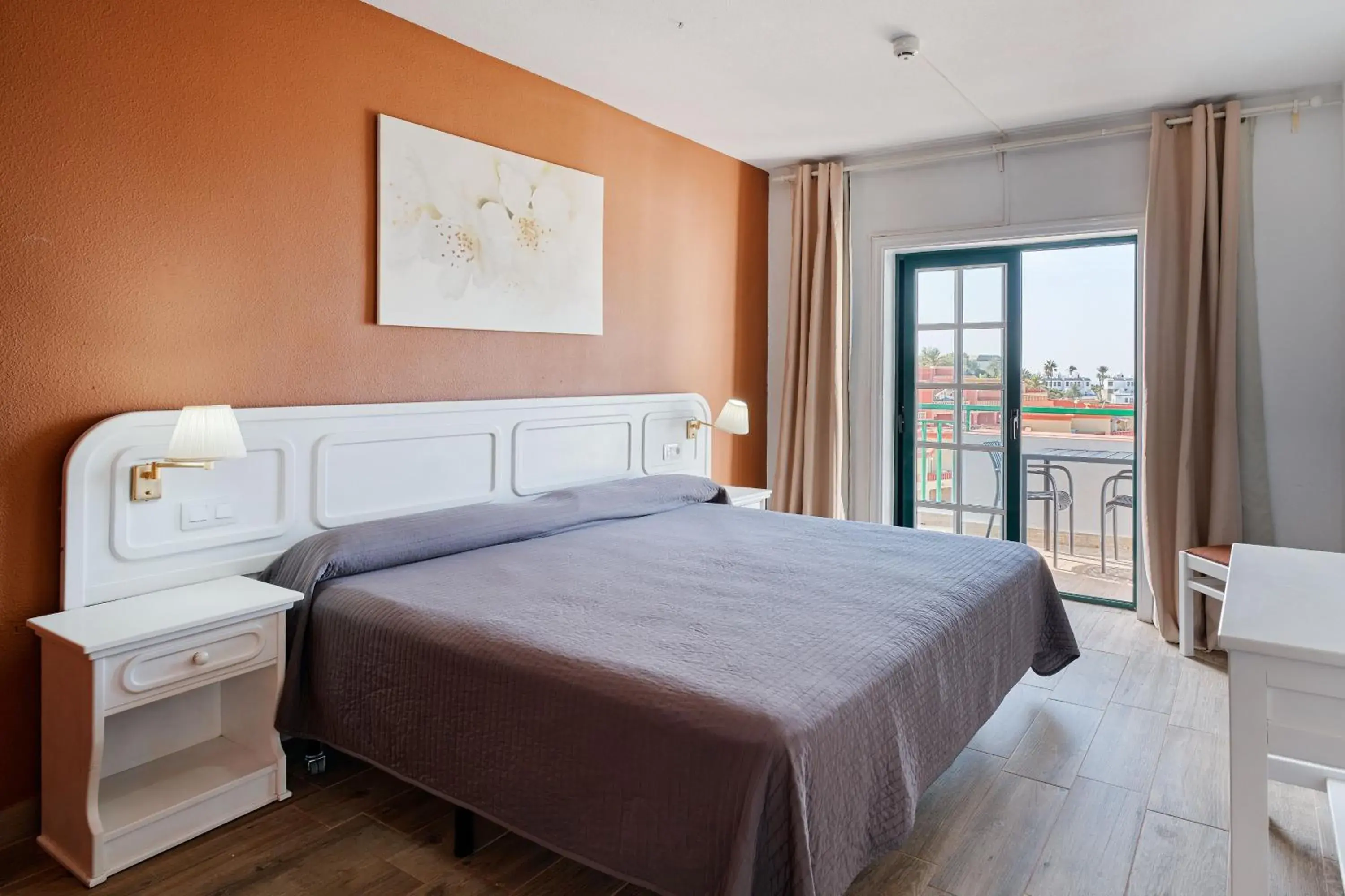 Bed in Aparthotel Neptuno Costadeje Bed in Aparthotel Neptuno Costadeje