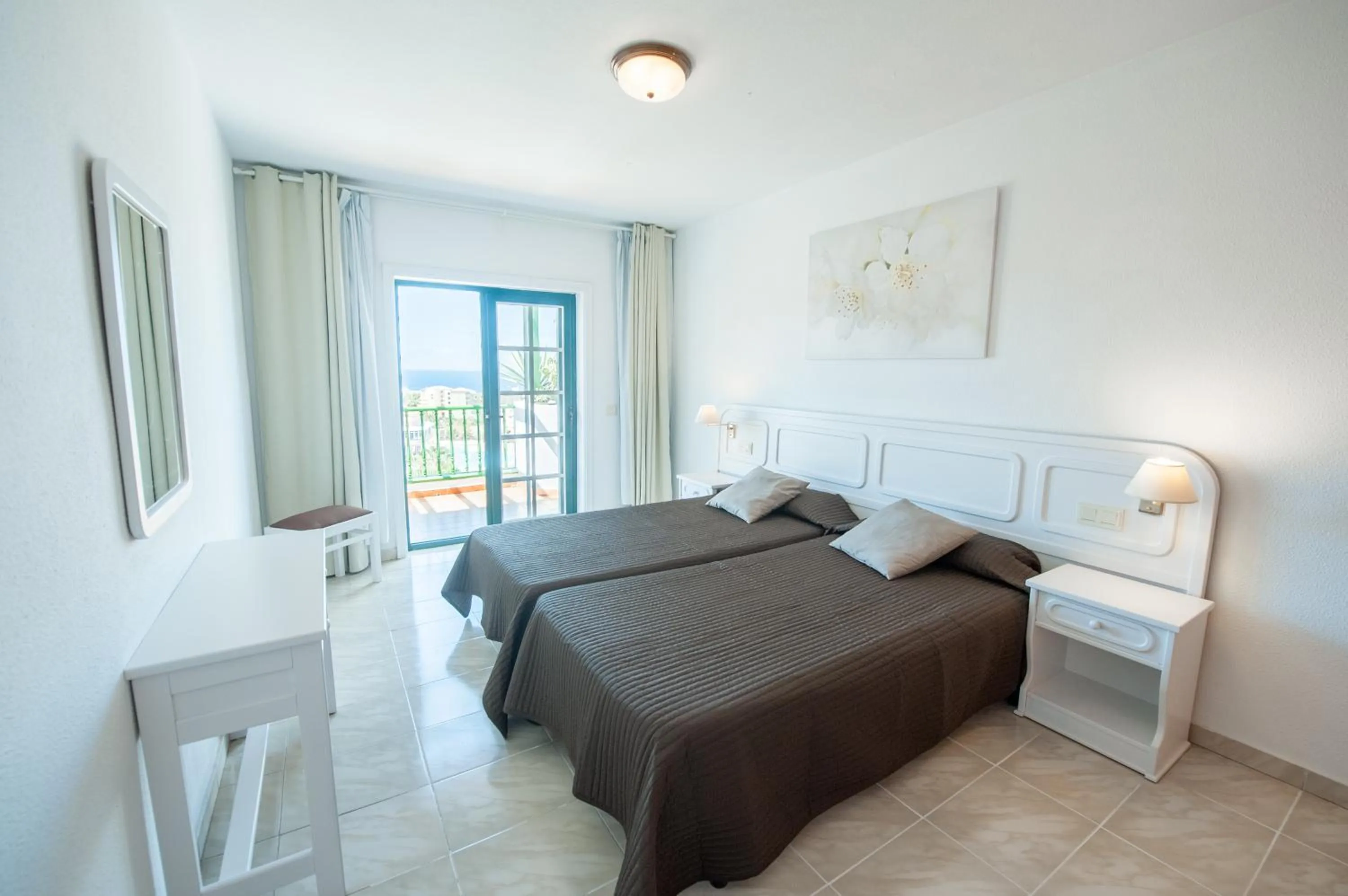 Bedroom, Bed in Aparthotel Neptuno Costadeje