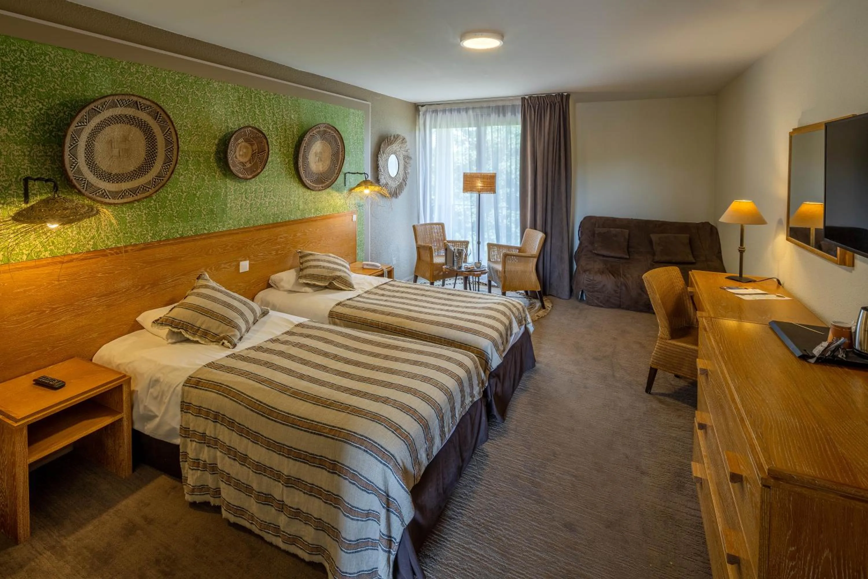 Photo of the whole room, Bed in Garrigae Manoir de Beauvoir Poitiers Sud - Hotel & Spa