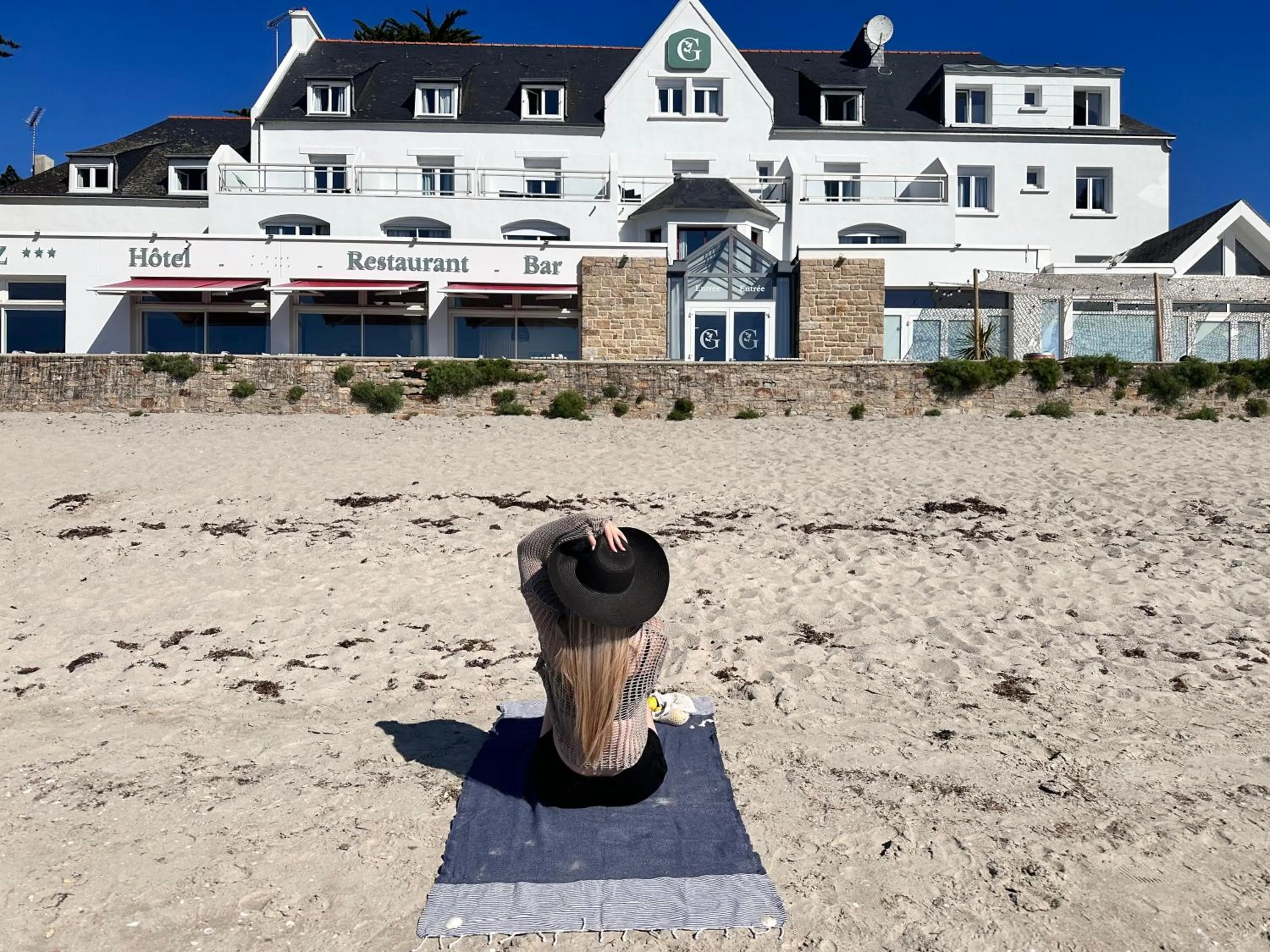 Beach in Garrigae Cap Coz