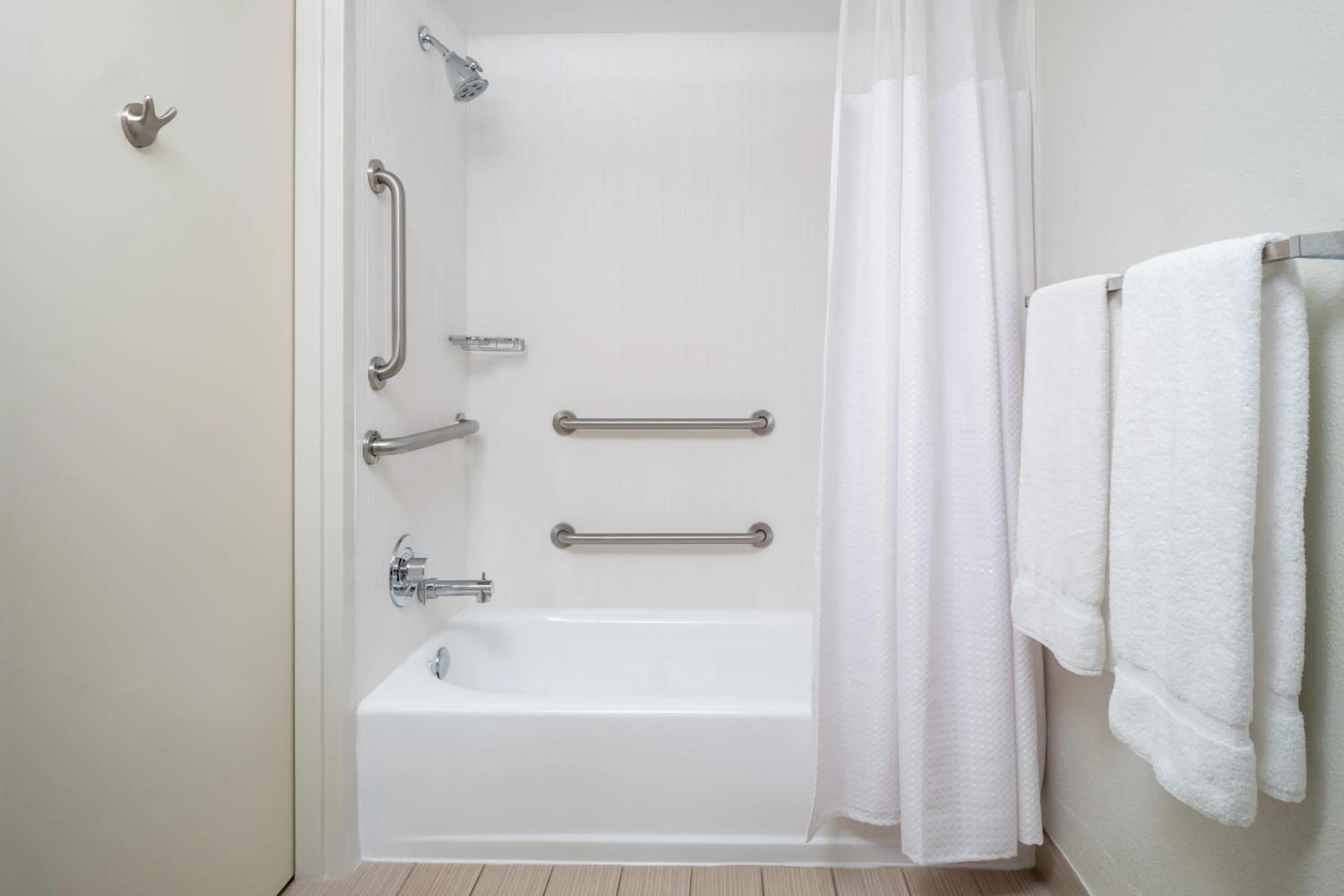 Bathroom in Courtyard by Marriott - Naples