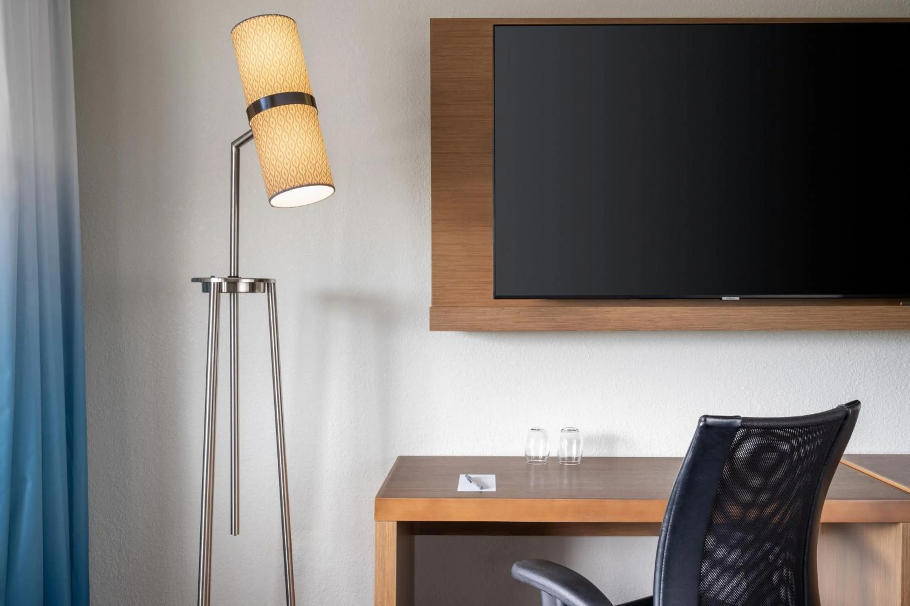 Photo of the whole room in Courtyard by Marriott - Naples