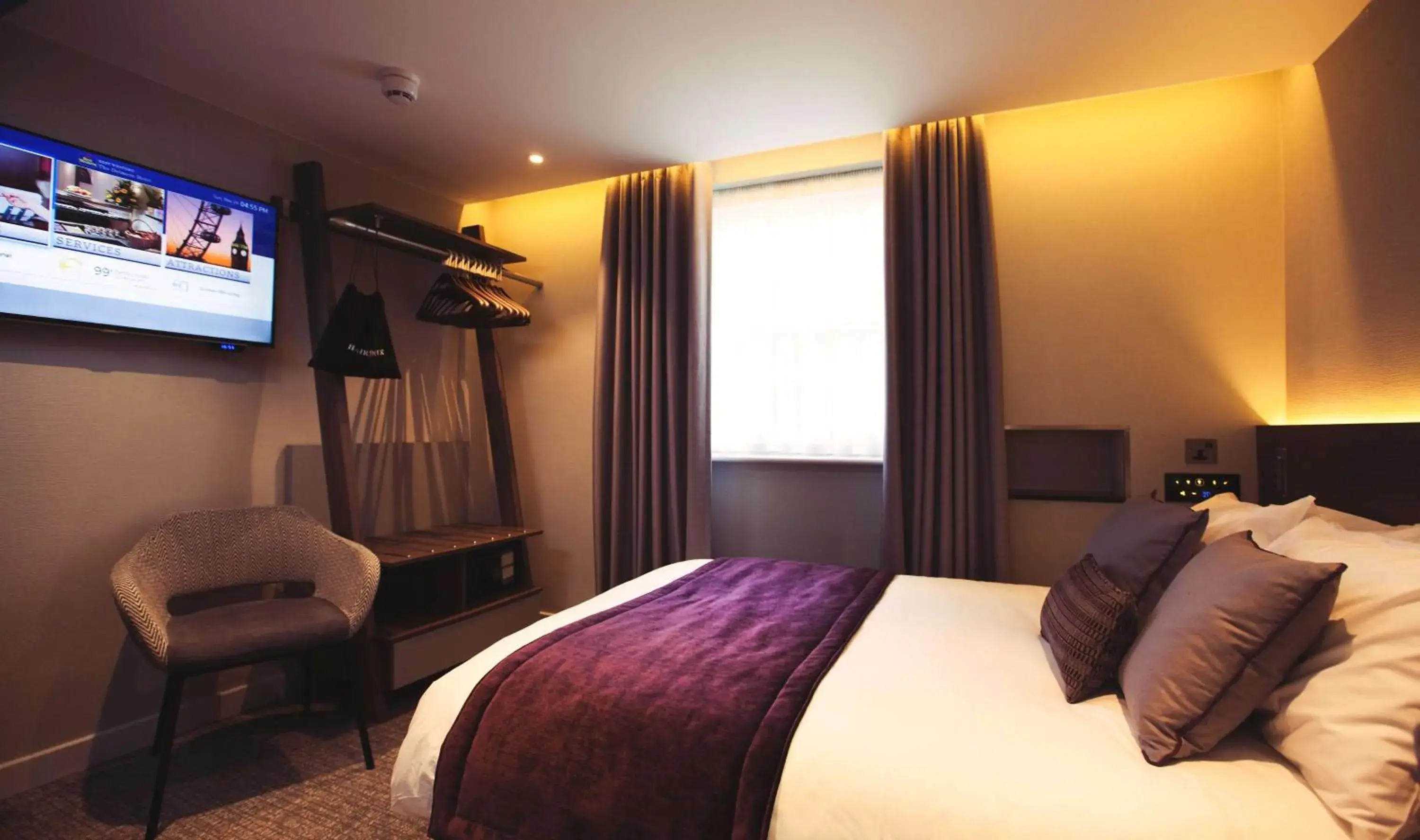 Photo of the whole room, Bed in Best Western Plus Delmere Hotel Photo of the whole room, Bed in Best Western Plus Delmere Hotel