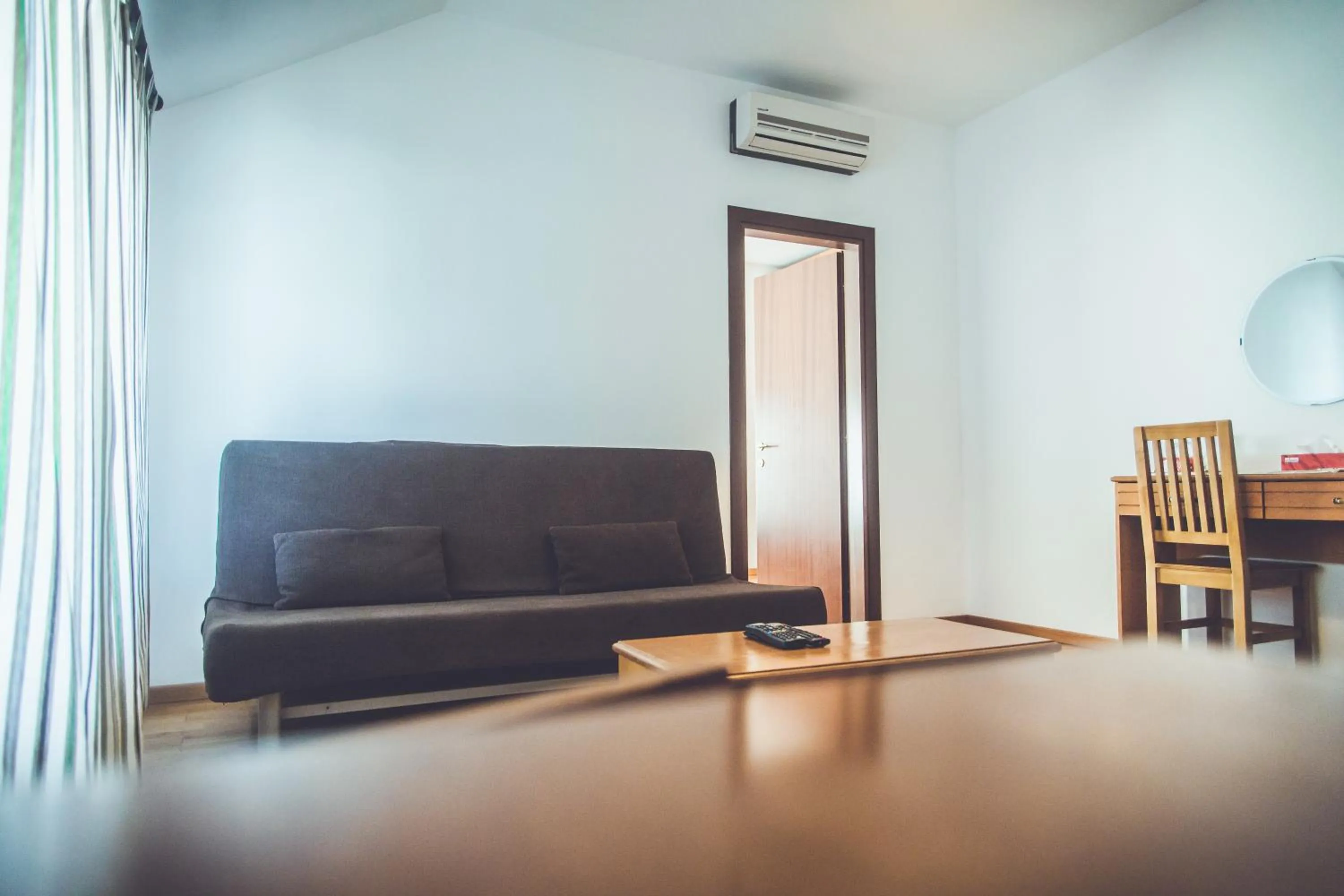 Photo of the whole room in Casa Pescarilor