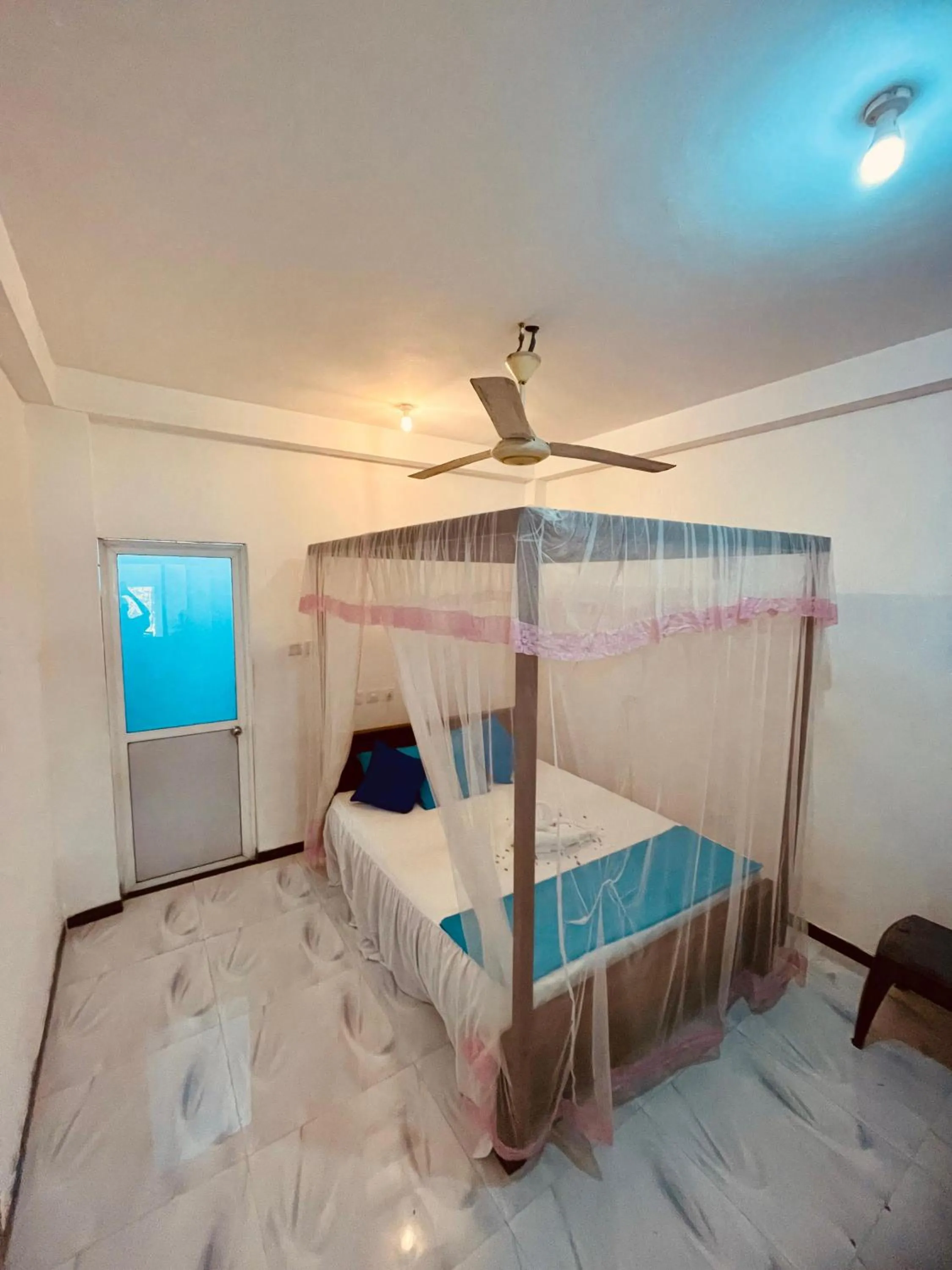 Standard Double Room with Fan in Moon Light Guest