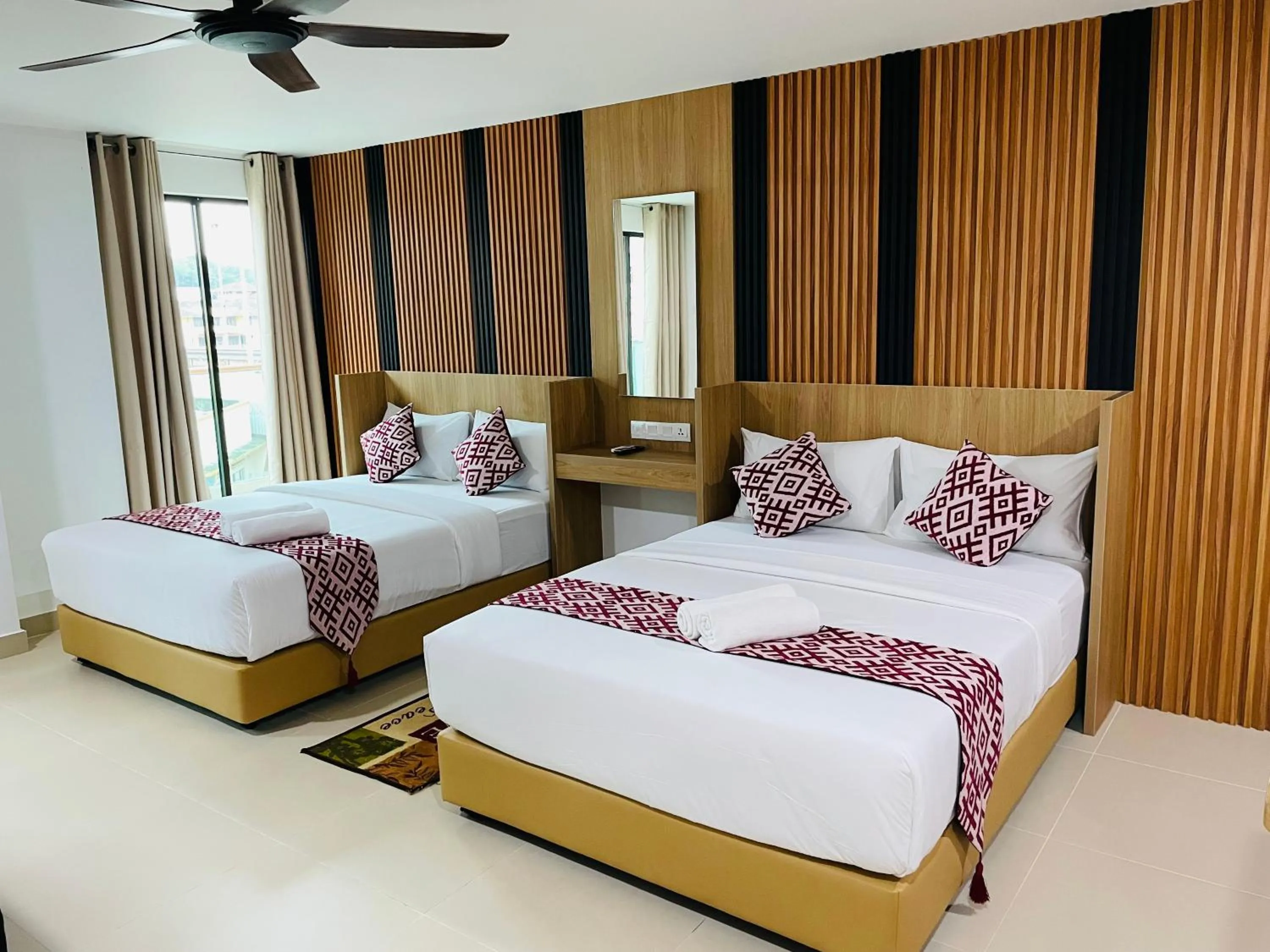 Bed in Cozy Hotel@ KL Sentral