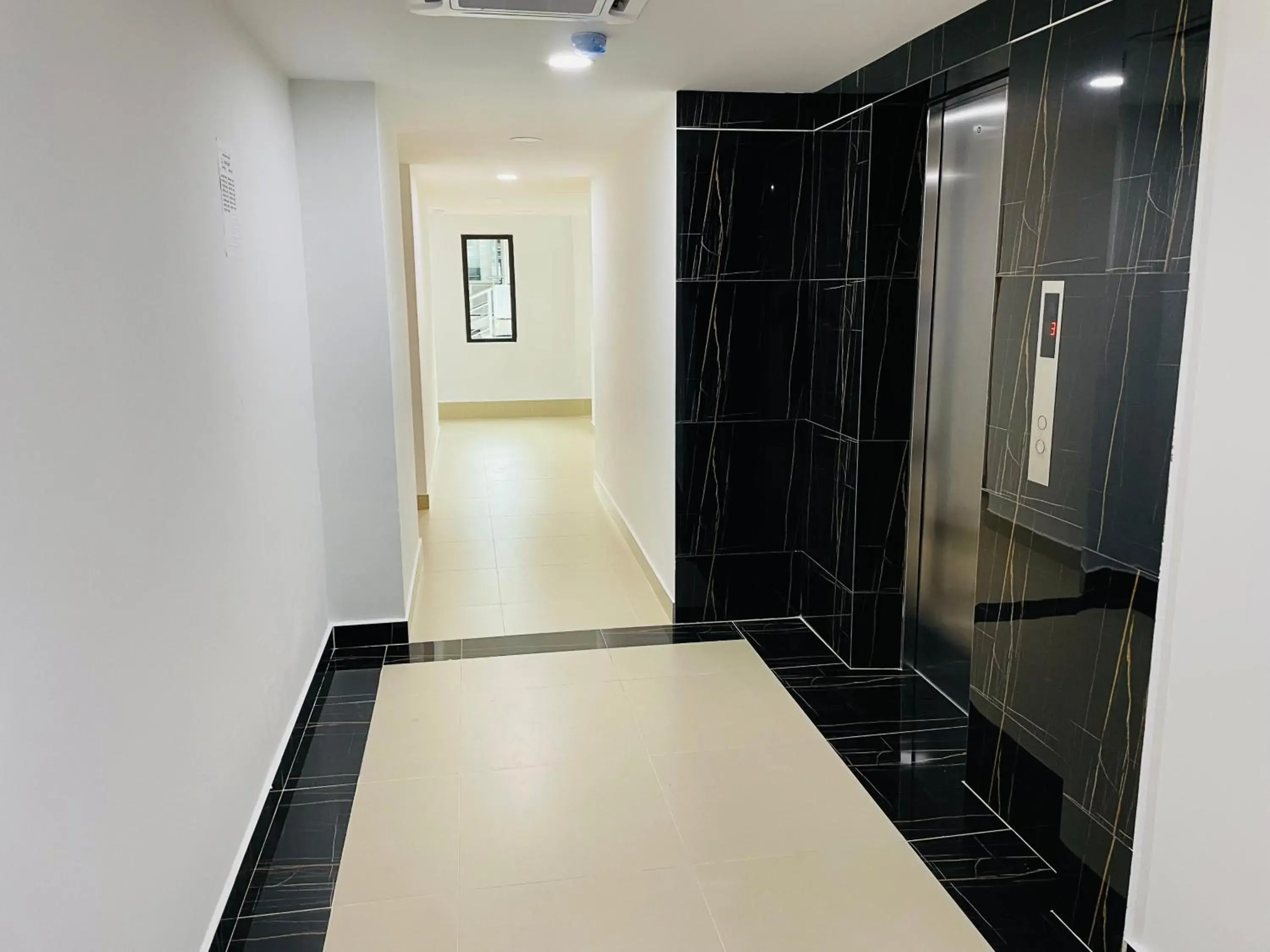 Property building in Cozy Hotel@ KL Sentral Property building in Cozy Hotel@ KL Sentral