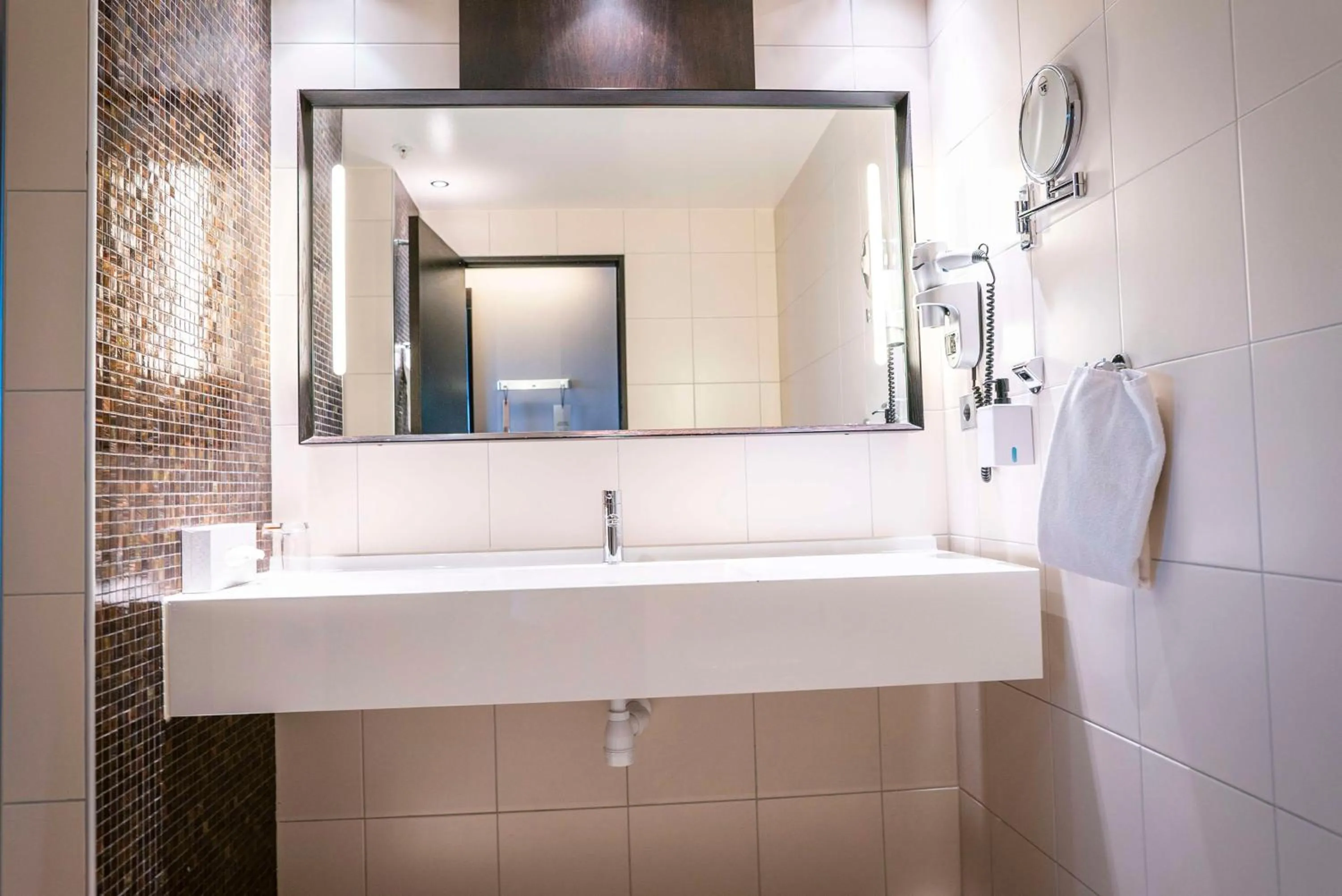 Bedroom in Scandic Anglais