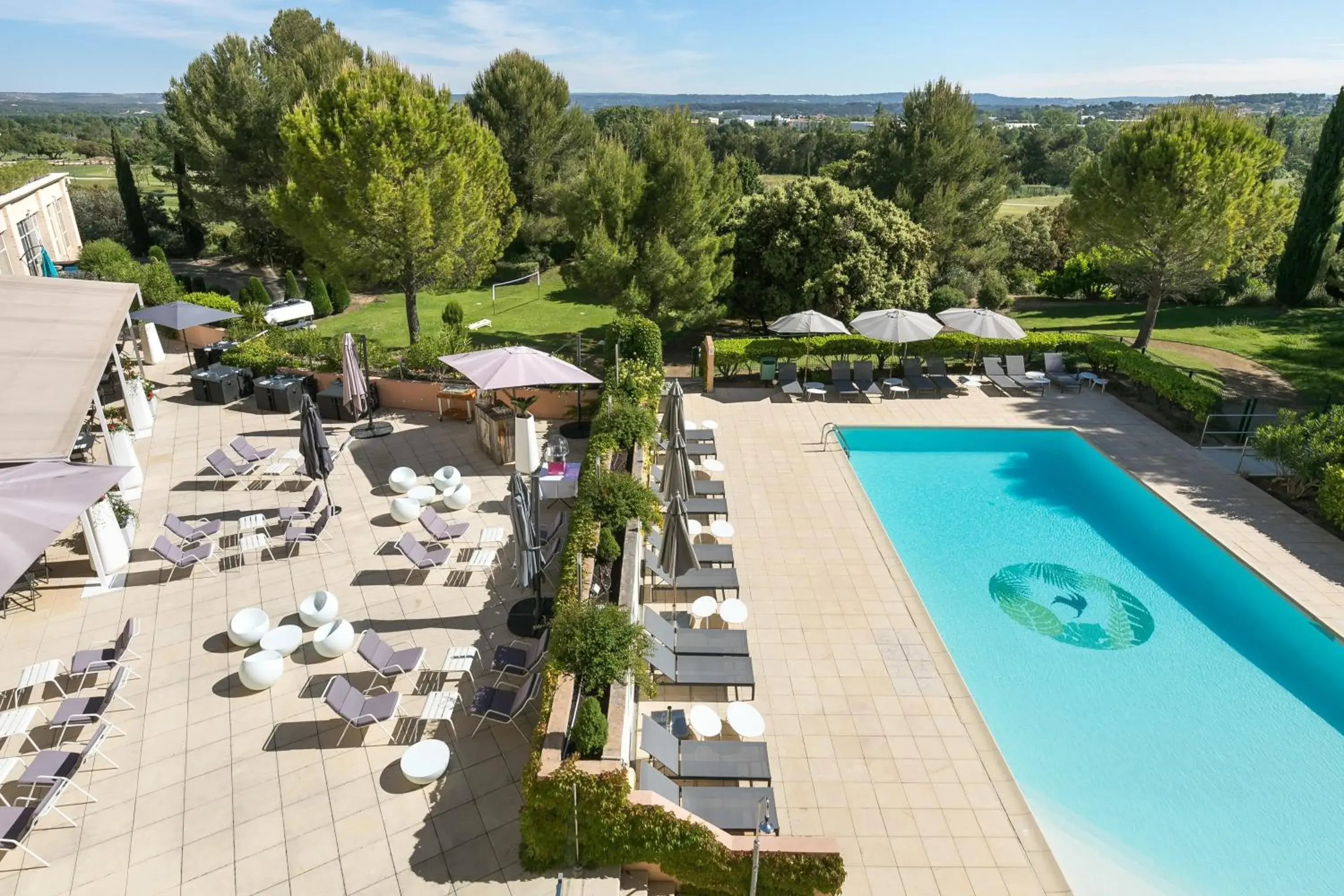 Pool view in Hôtel Birdy by Happyculture Pool view in Hôtel Birdy by Happyculture