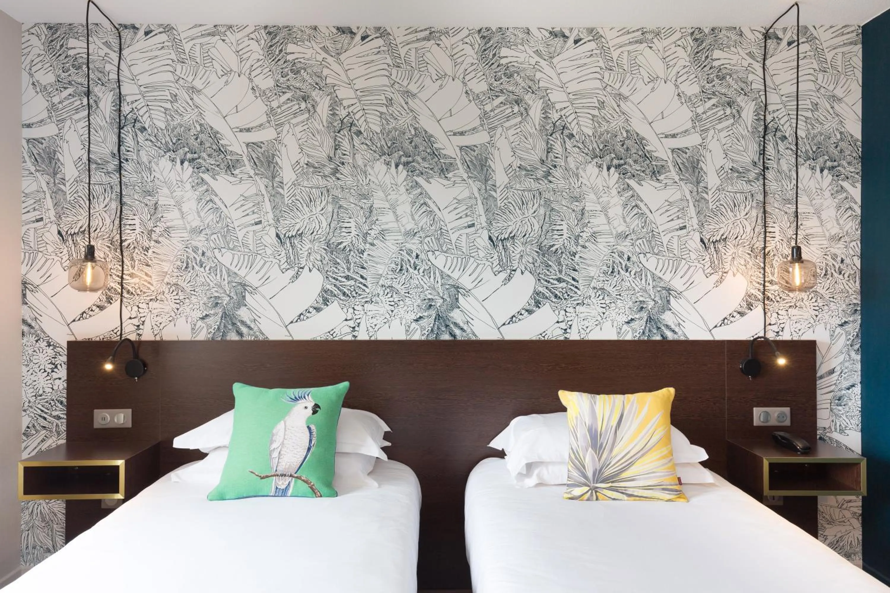 Bed in Hôtel Birdy by Happyculture