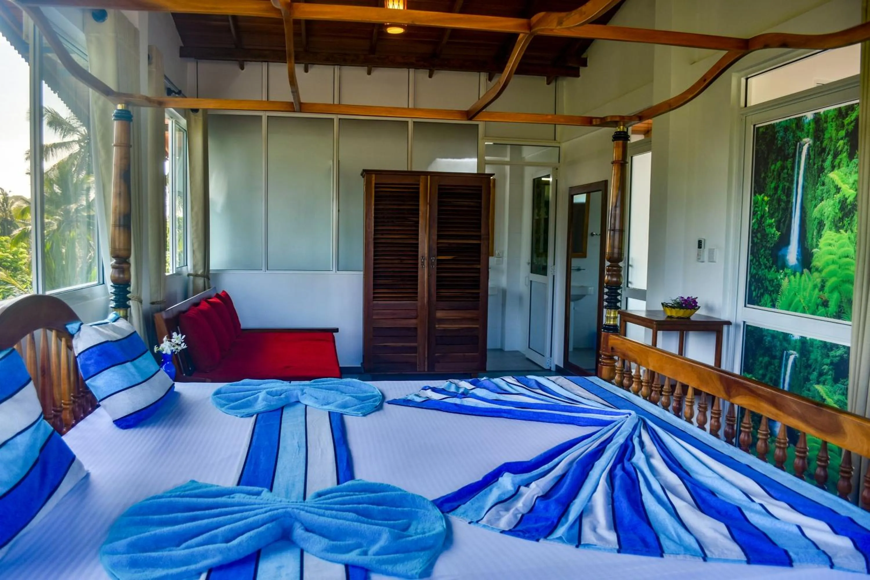 Apartment with Sea View in Ravi Villa Hikkaduwa