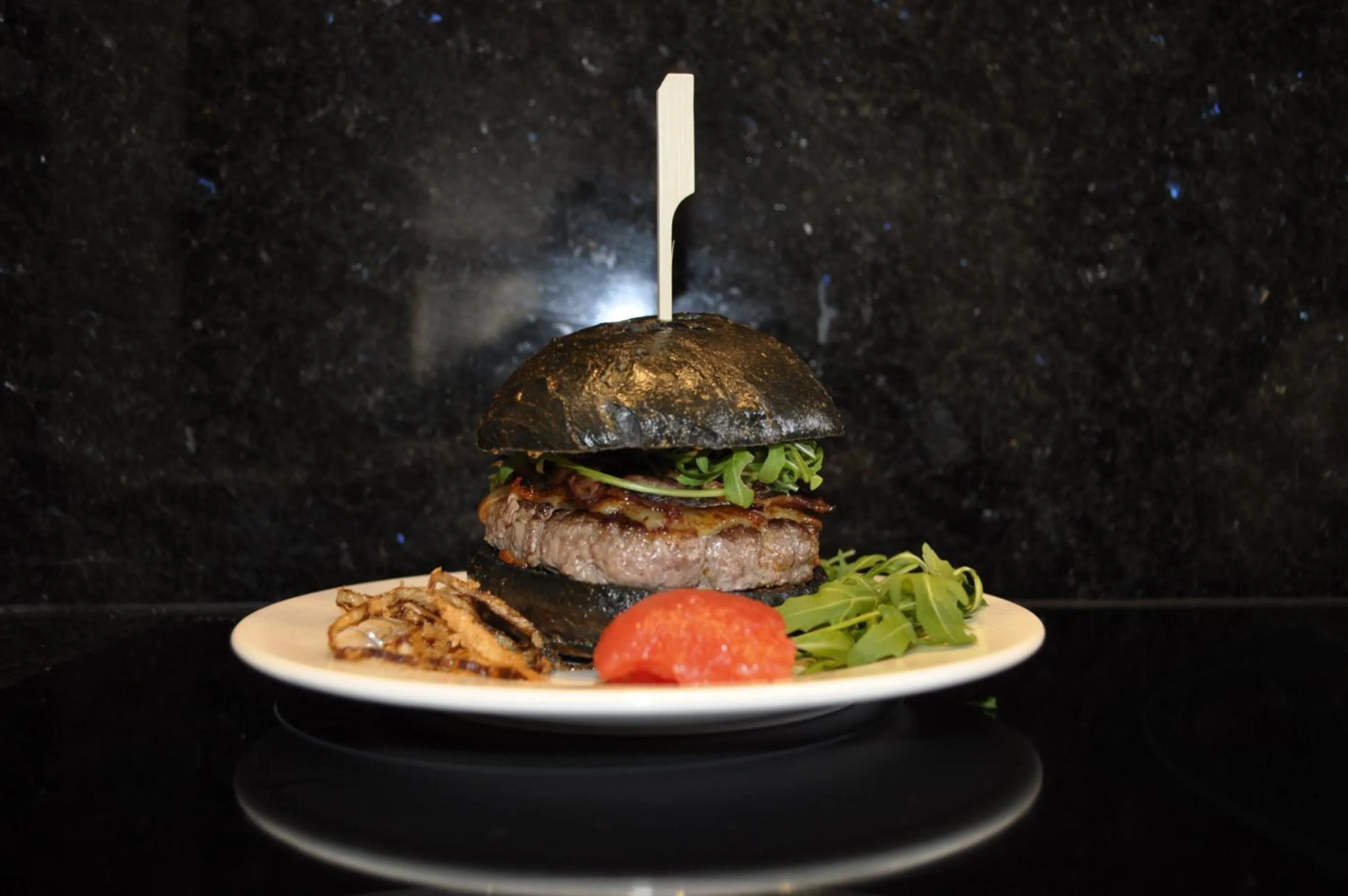 Dining area in Chalet la Cachette Cyclists & Skiers