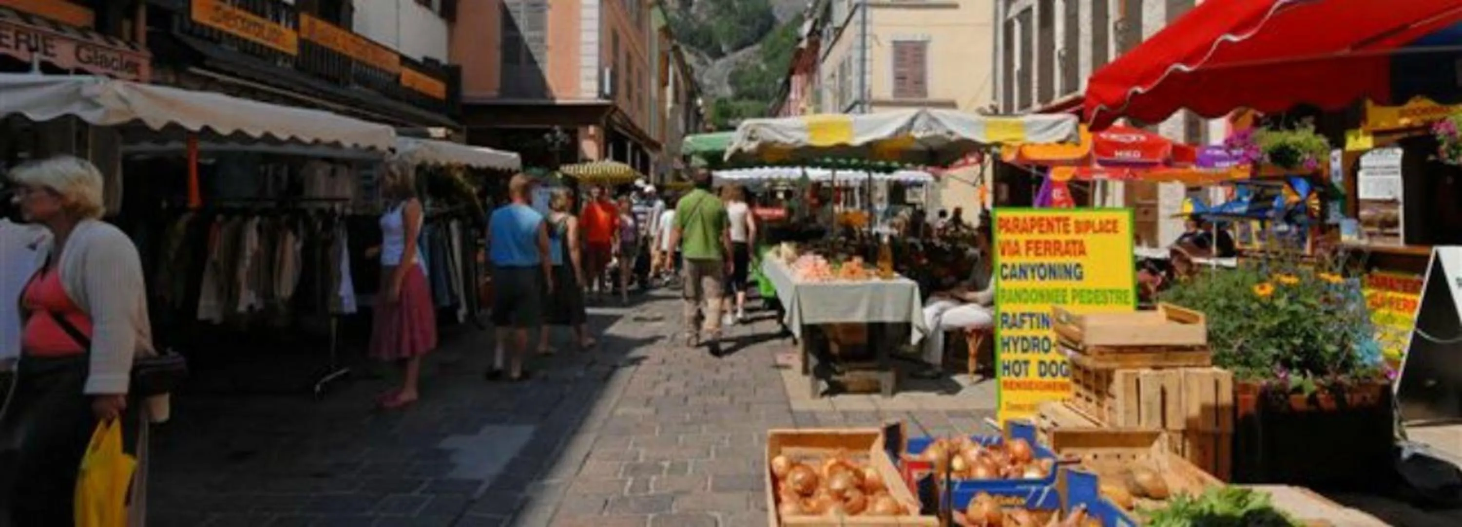Neighbourhood in Chalet la Cachette Cyclists & Skiers