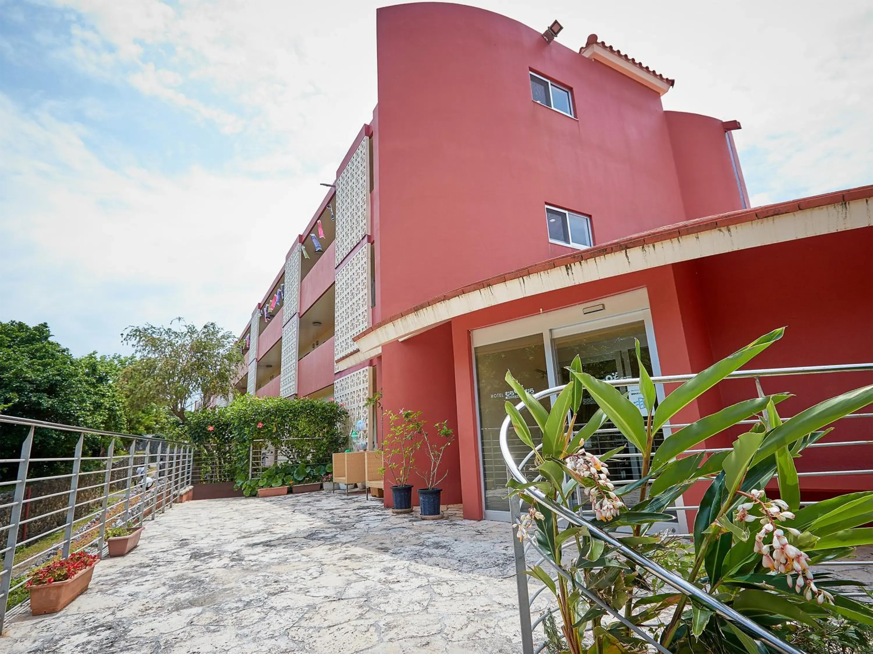 Property building in Hotel Murasakimura Property building in Hotel Murasakimura