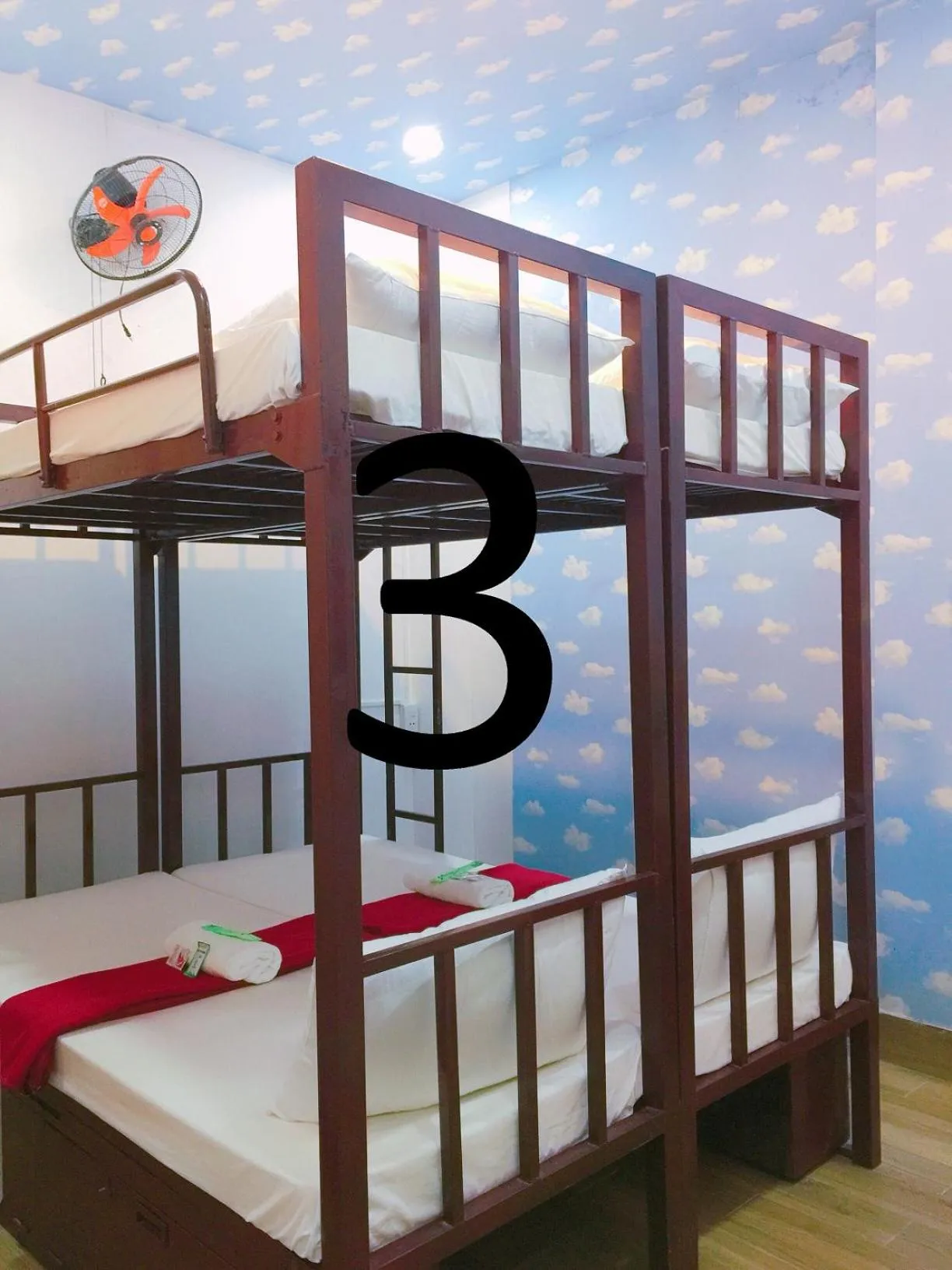 bunk bed in Ana's House