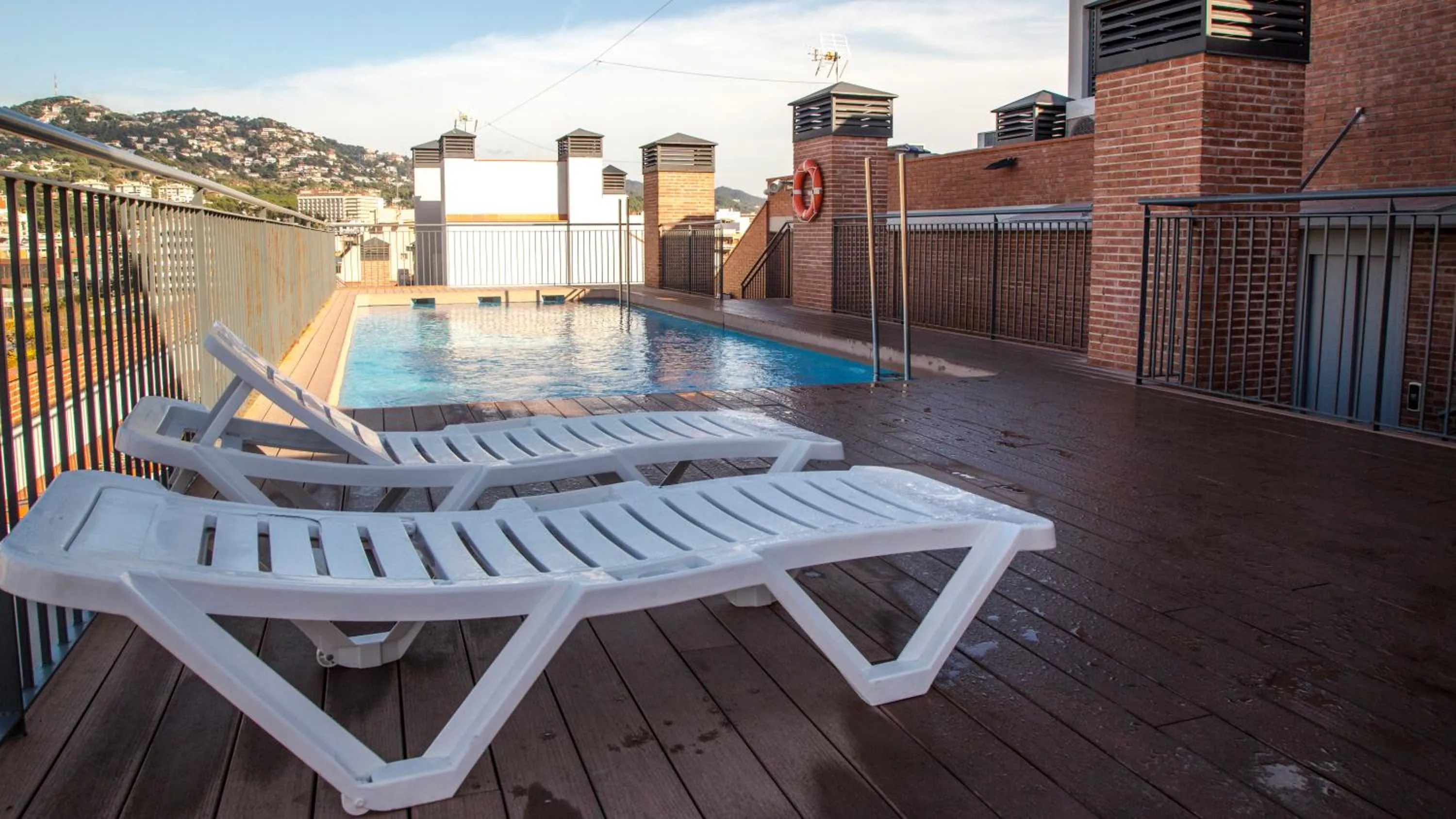 Swimming pool in Apartaments Ponent