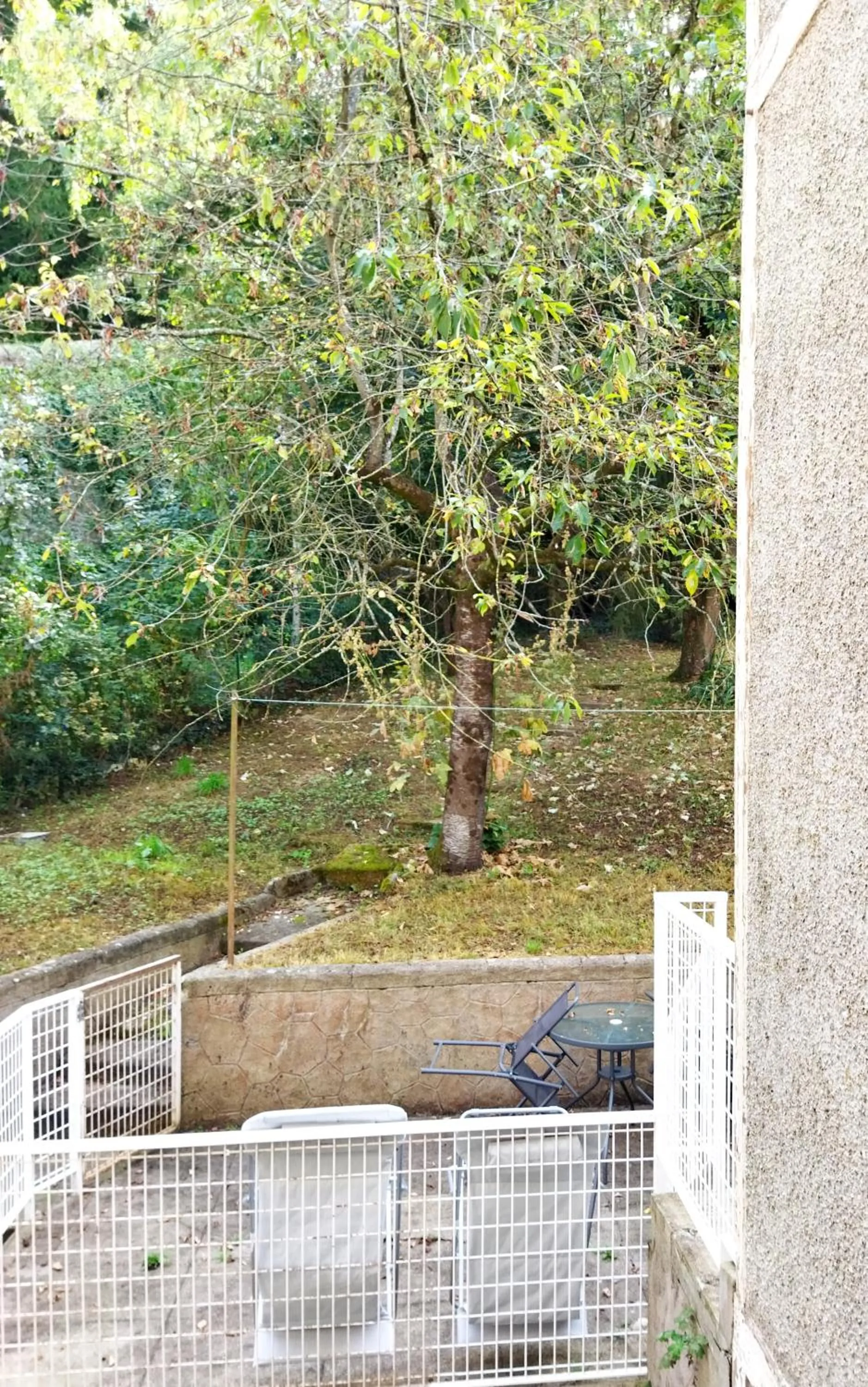 Balcony/Terrace in Appartements Les remparts d'Alienor