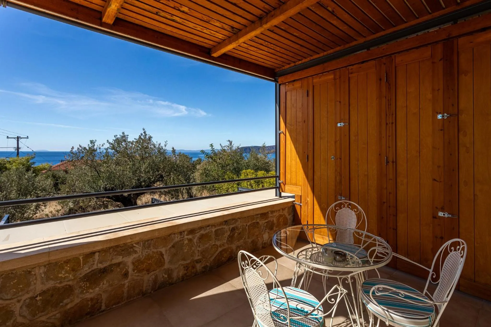 Balcony/Terrace in Lithos Guesthouse Kardamili