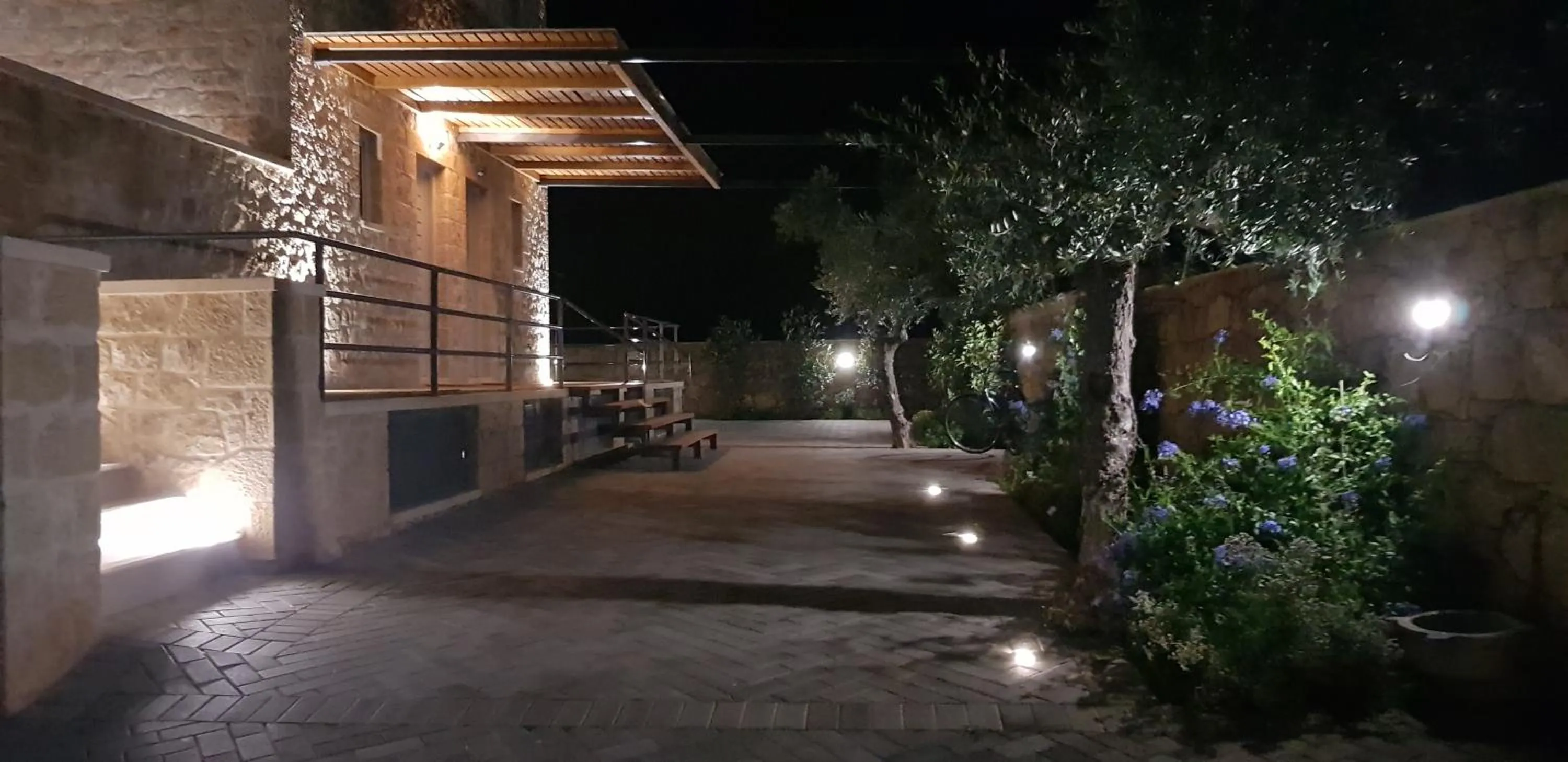 Patio in Lithos Guesthouse Kardamili