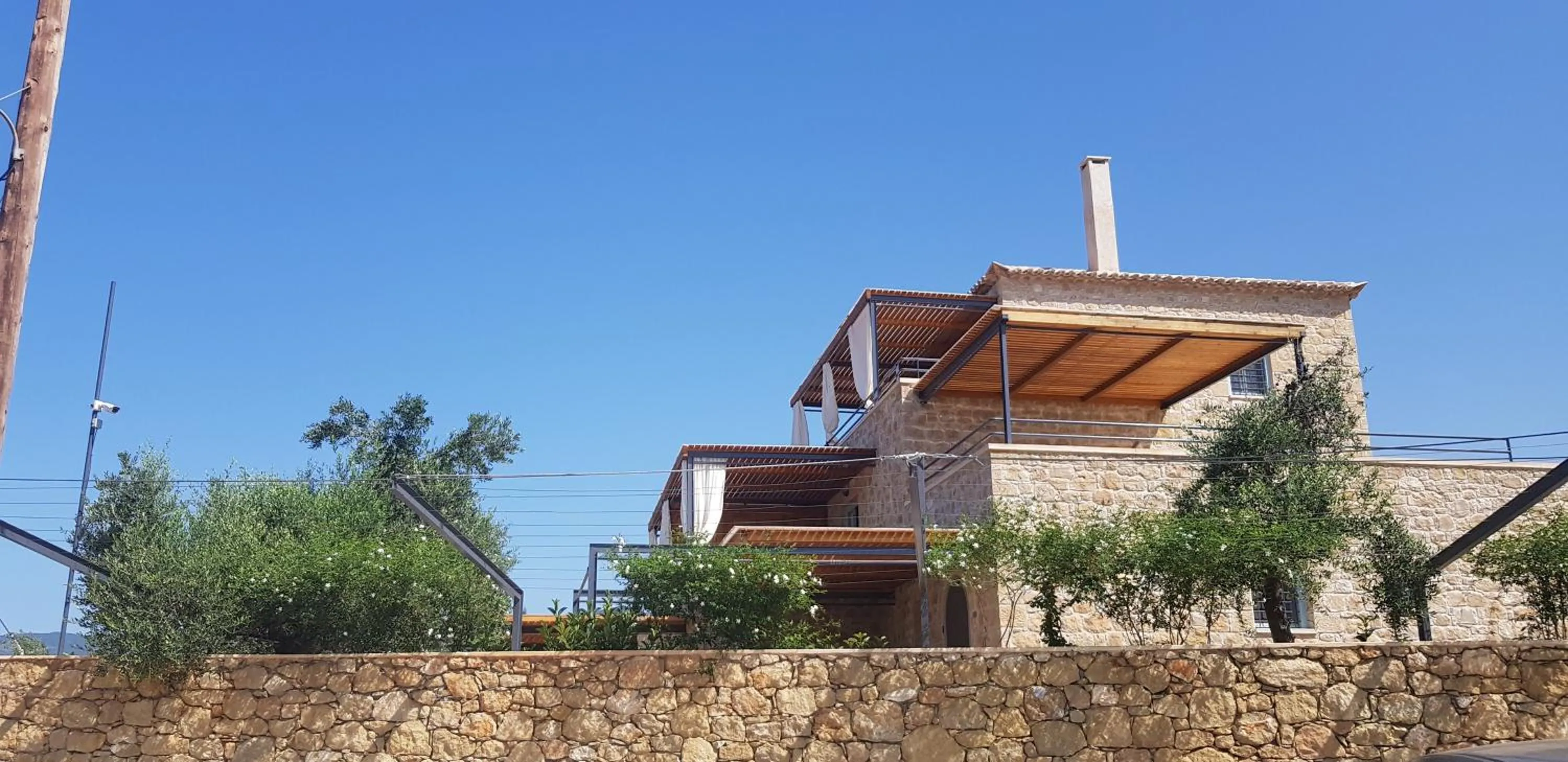 Lithos Guesthouse Kardamili
