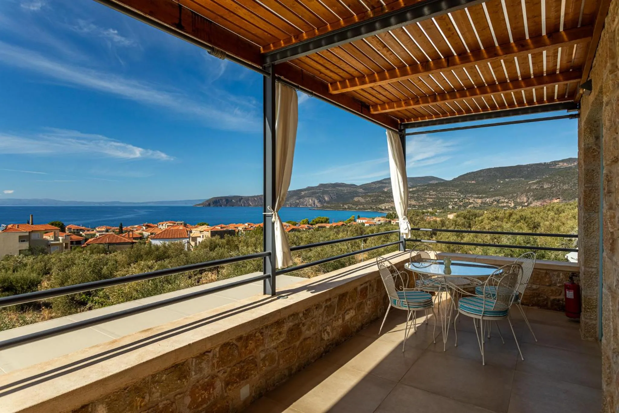 Sea view in Lithos Guesthouse Kardamili