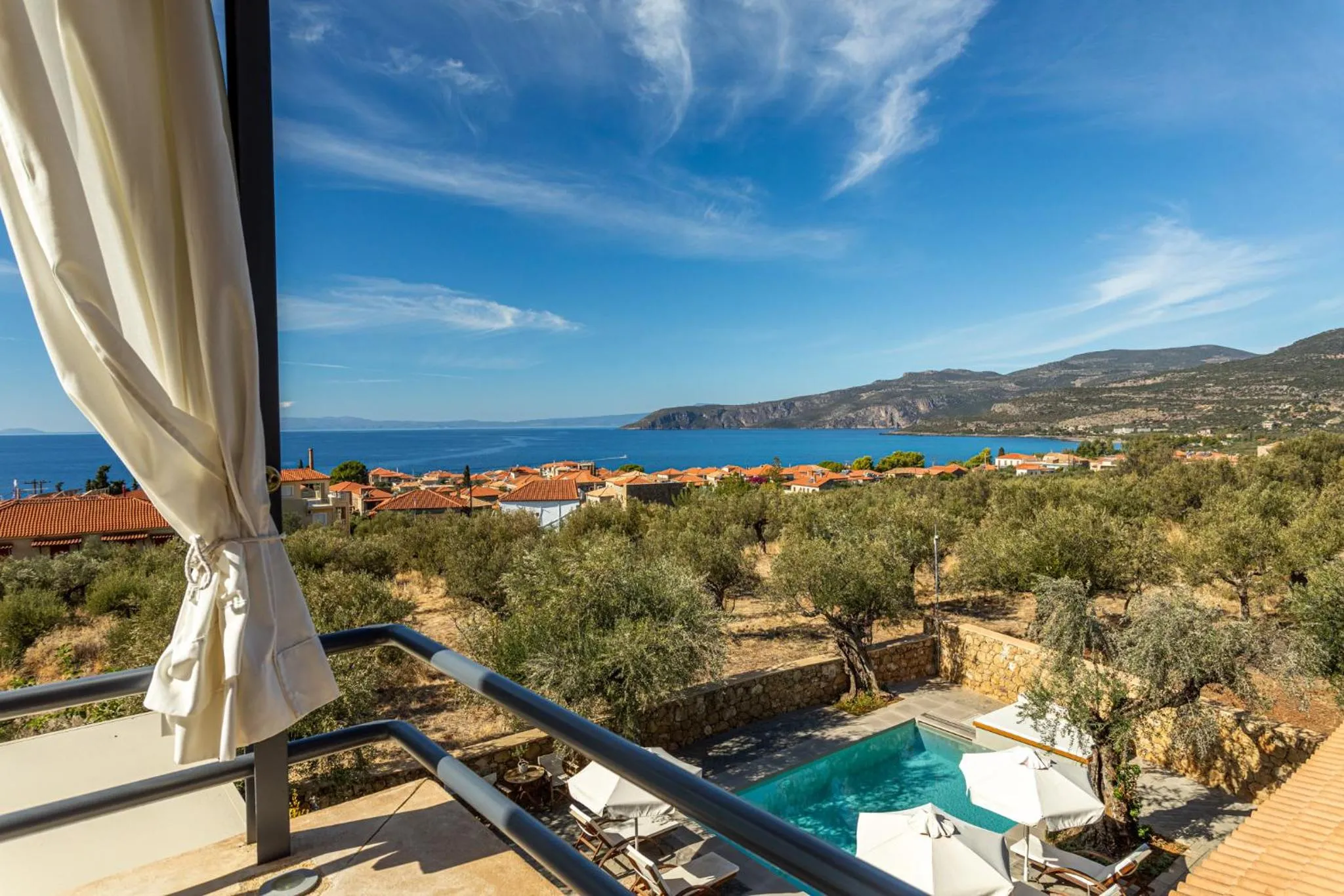 Lithos Guesthouse Kardamili