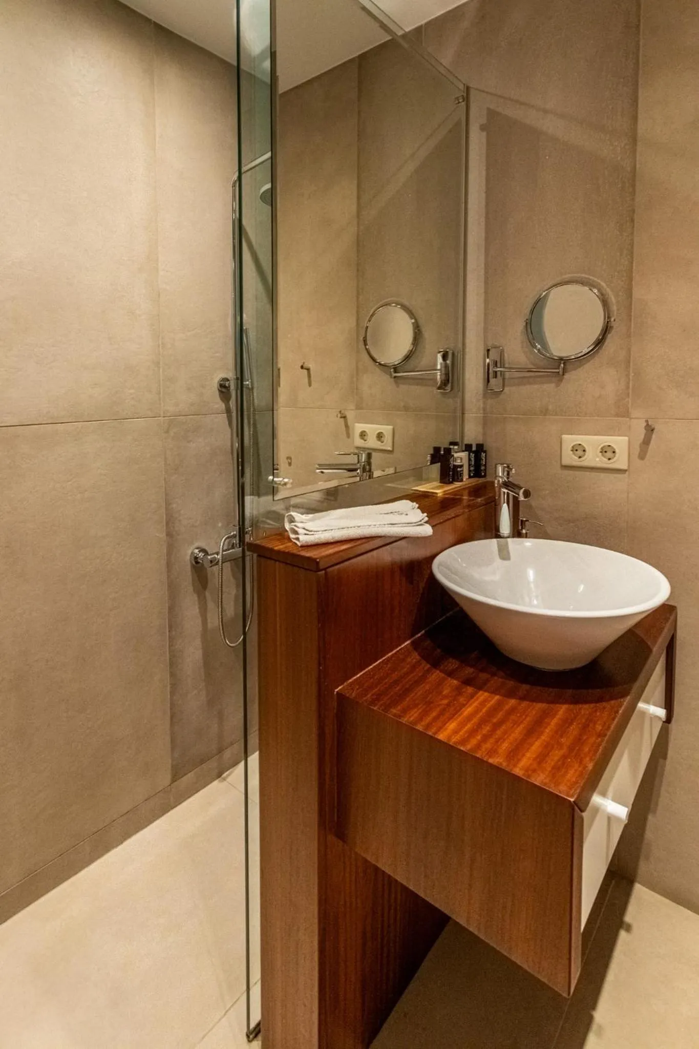 Lithos Guesthouse Kardamili