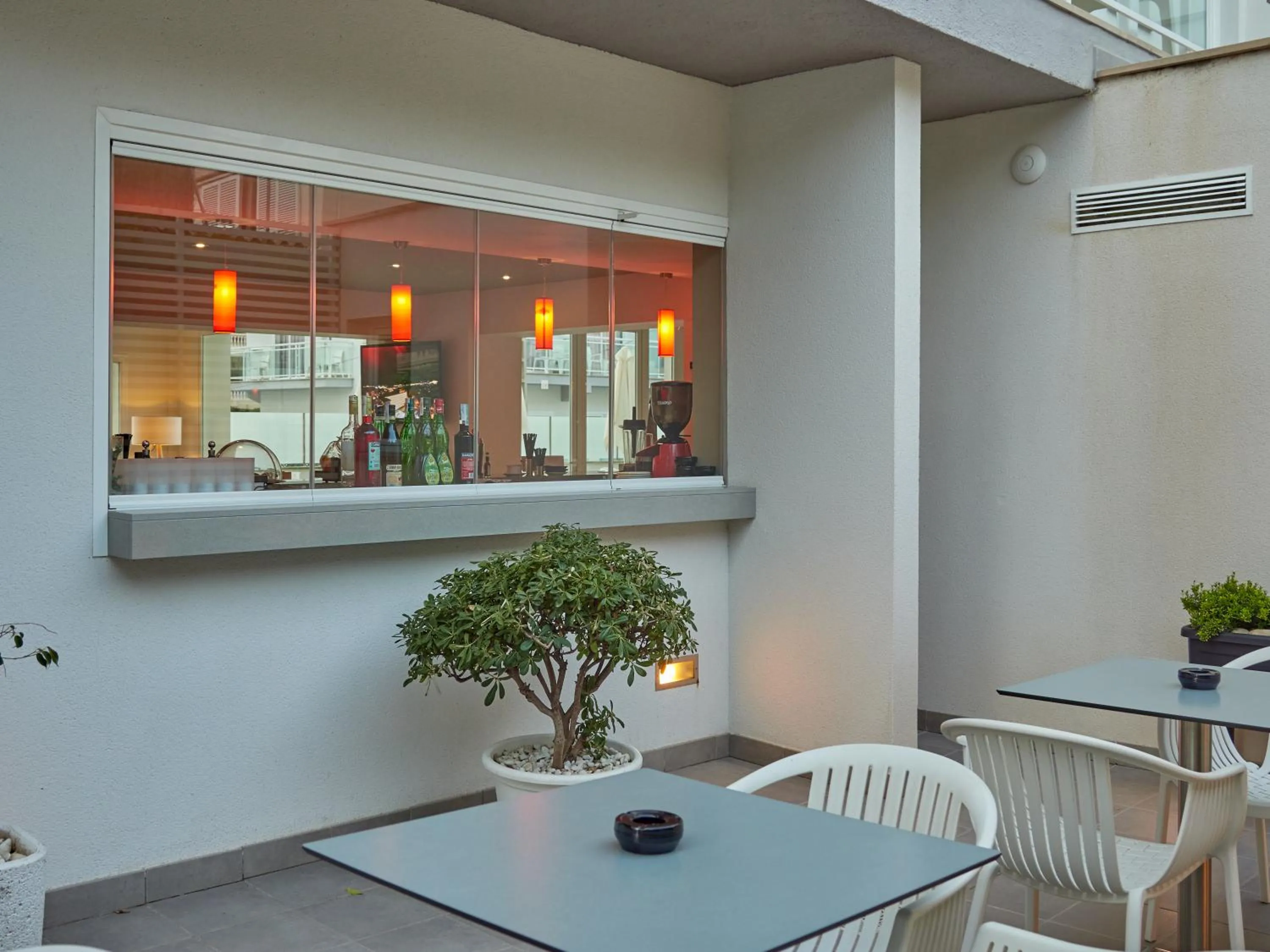 Patio in BQ Amfora Beach - Adults Only