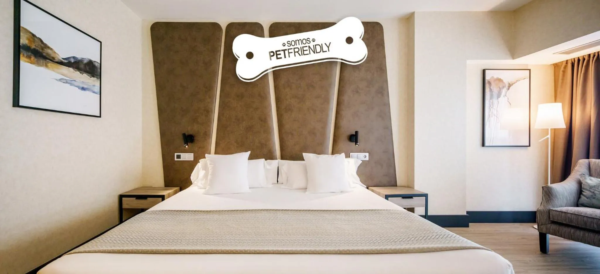 Standard Double Room Pet Friendly in Ilunion Málaga