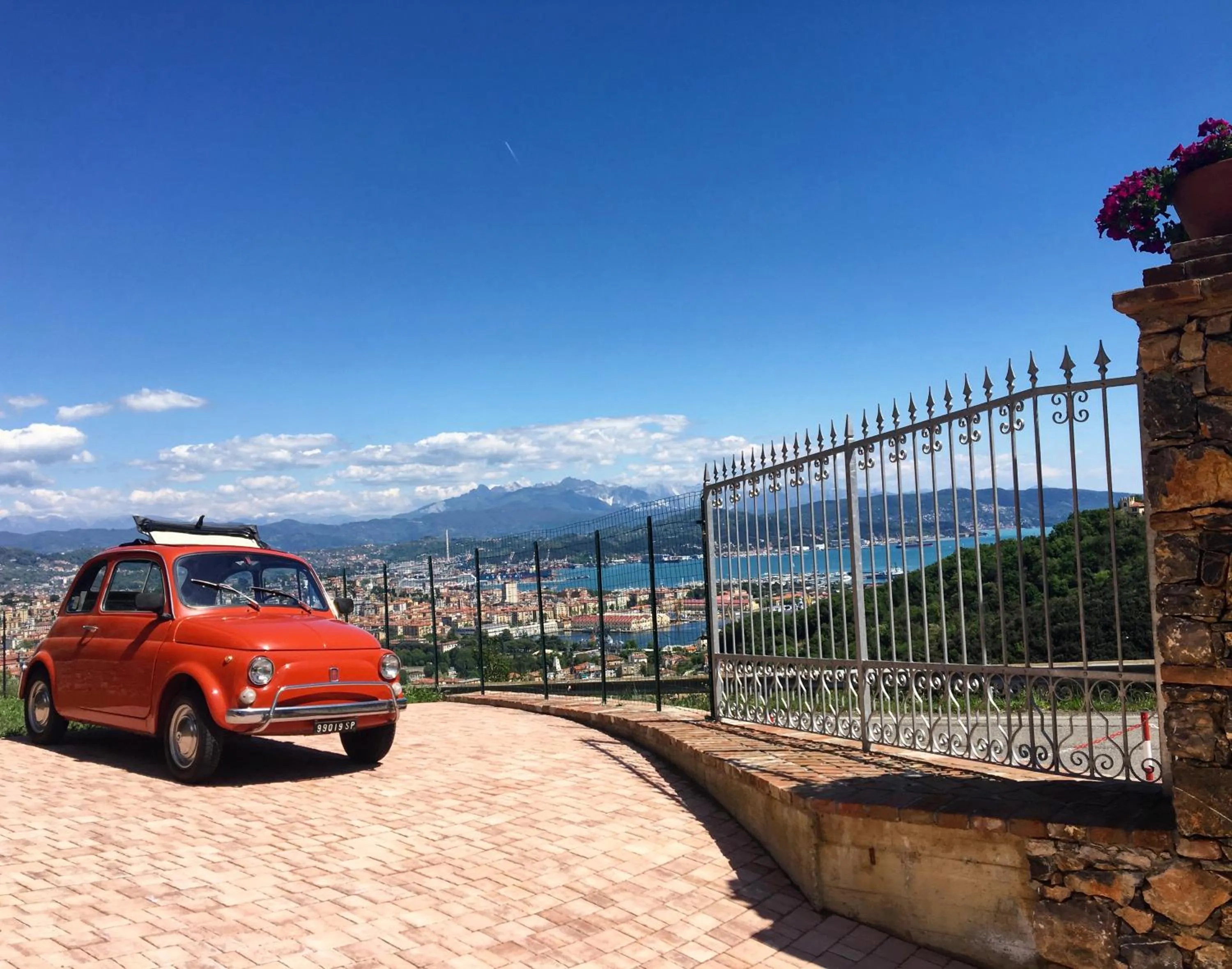 Garden in Agriturismo La Pietra 1 e La Pietra 2