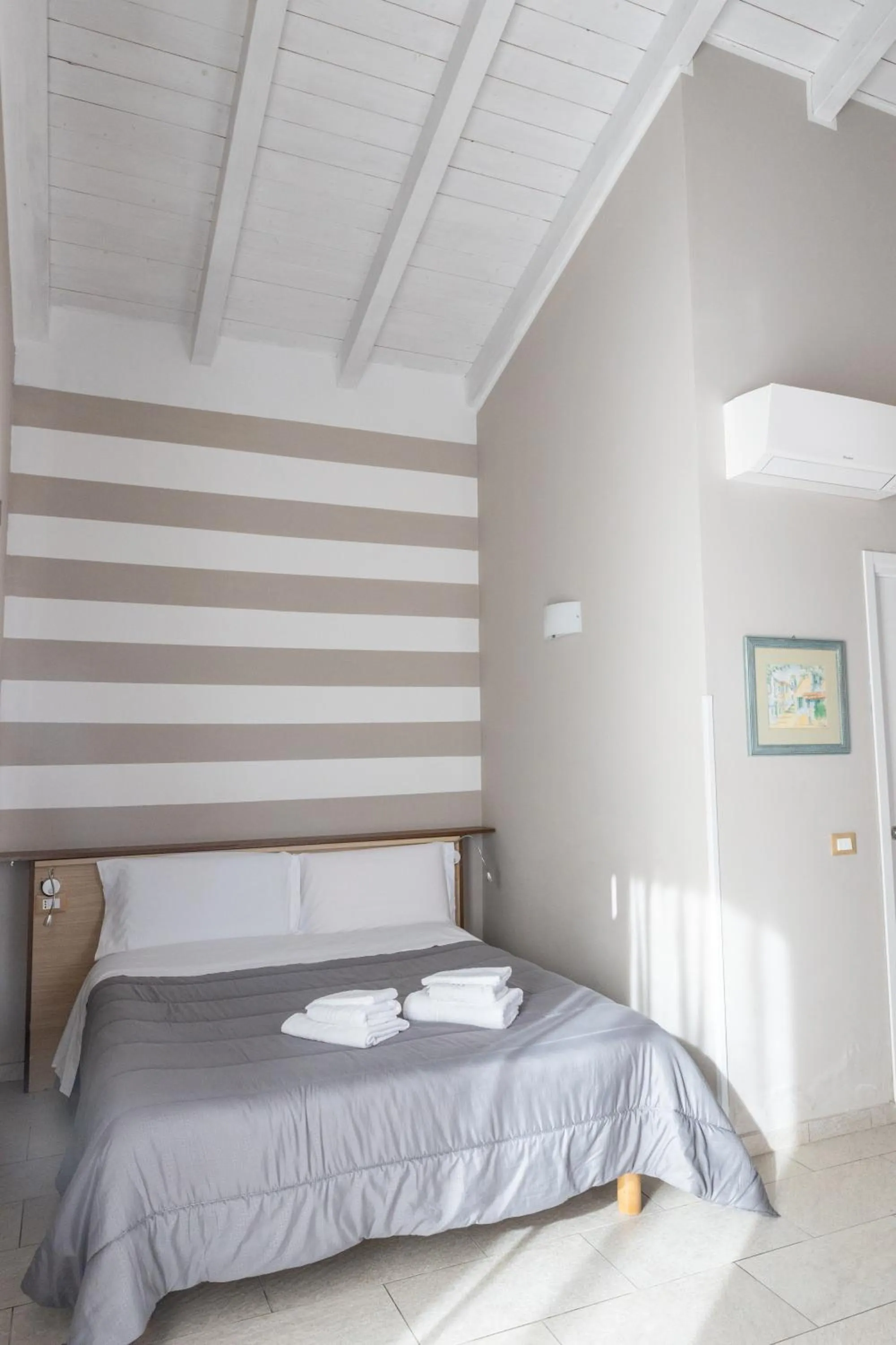 Bed in Agriturismo La Pietra 1 e La Pietra 2