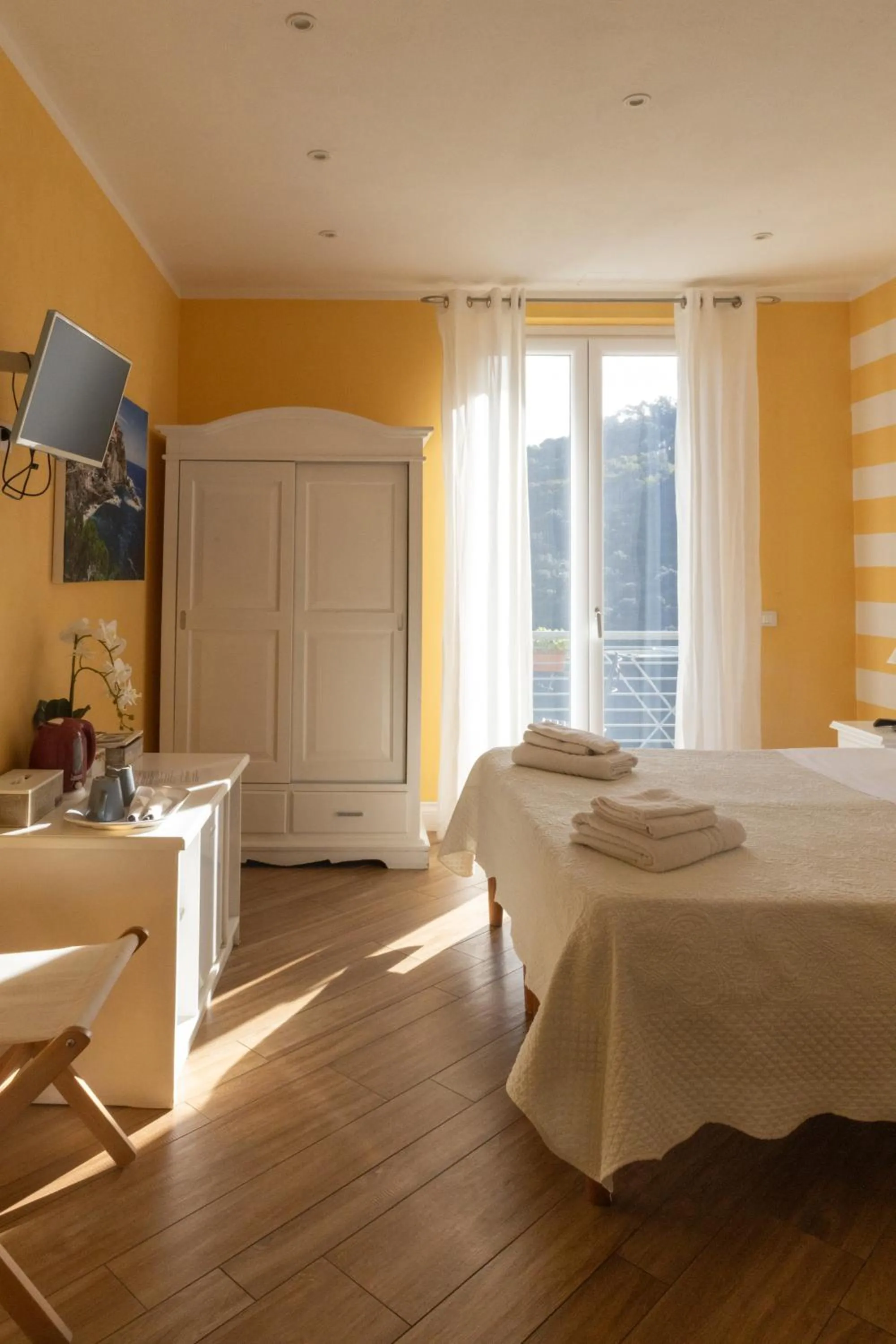 Bed in Agriturismo La Pietra 1 e La Pietra 2