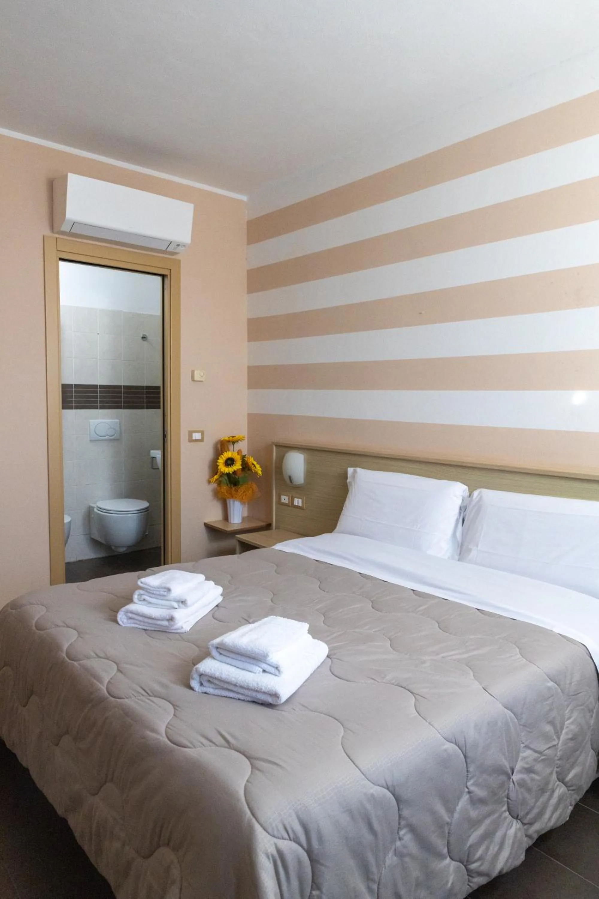 Bed in Agriturismo La Pietra 1 e La Pietra 2