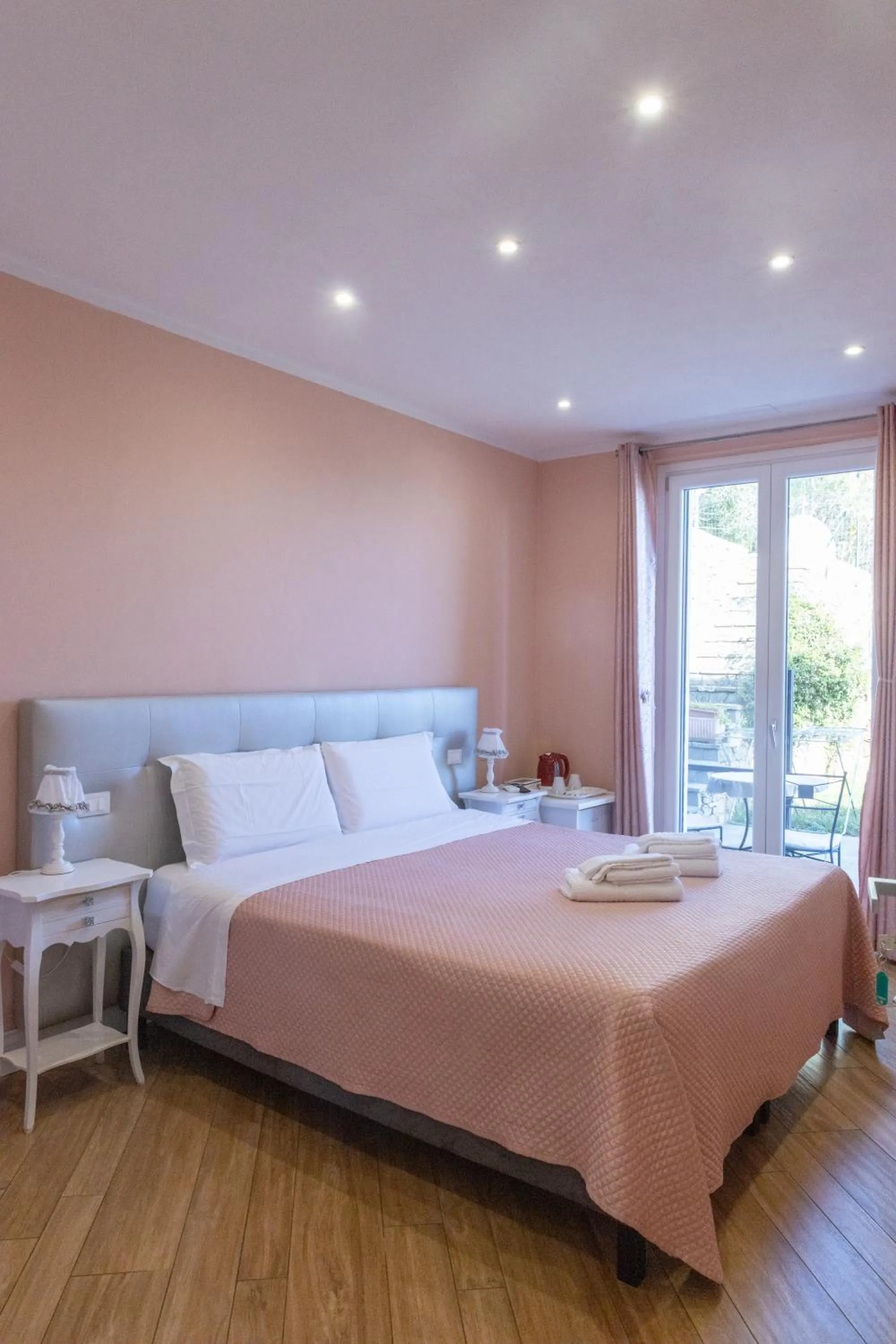 Bed in Agriturismo La Pietra 1 e La Pietra 2