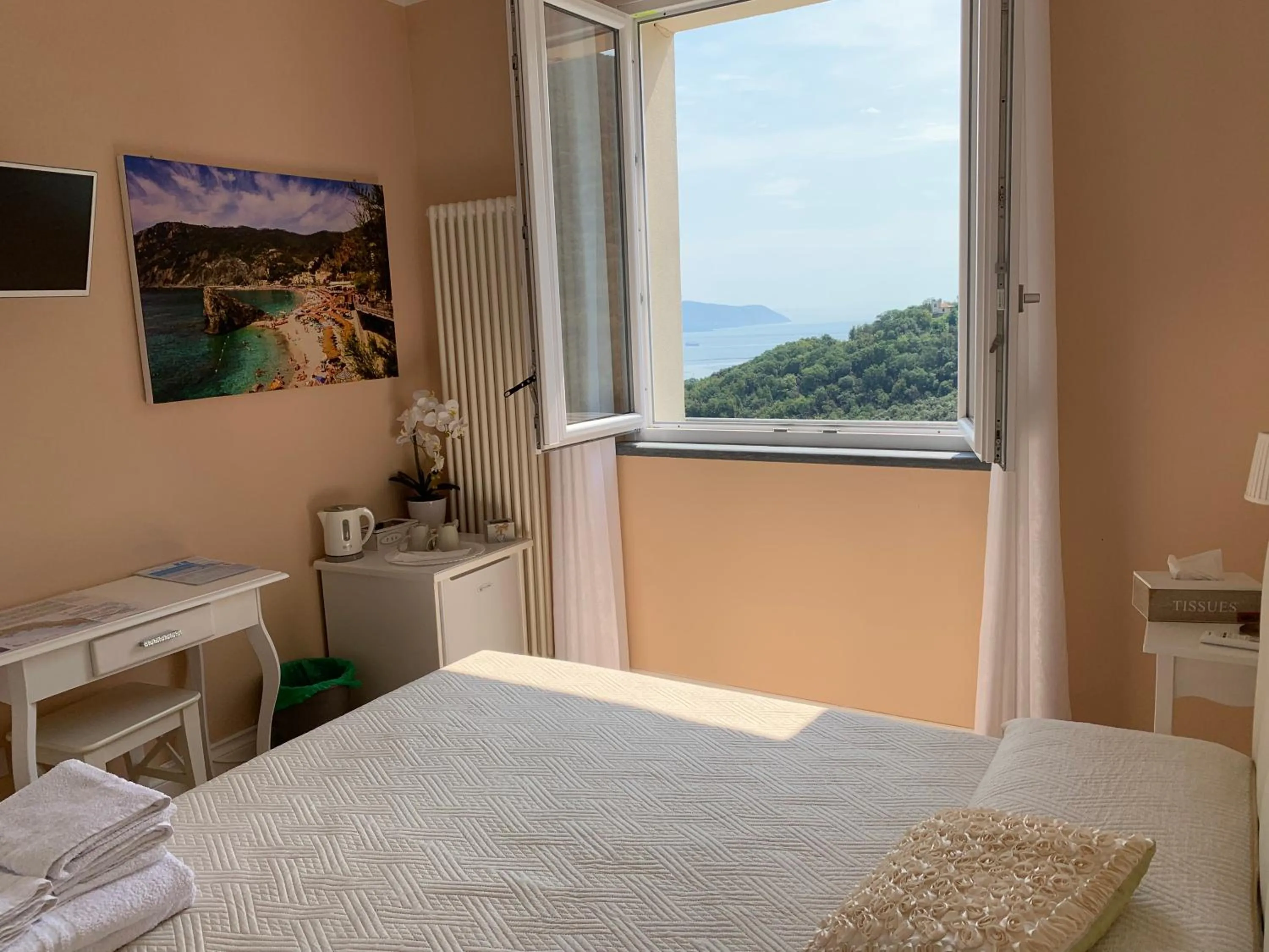 Photo of the whole room, Bed in Agriturismo La Pietra 1 e La Pietra 2