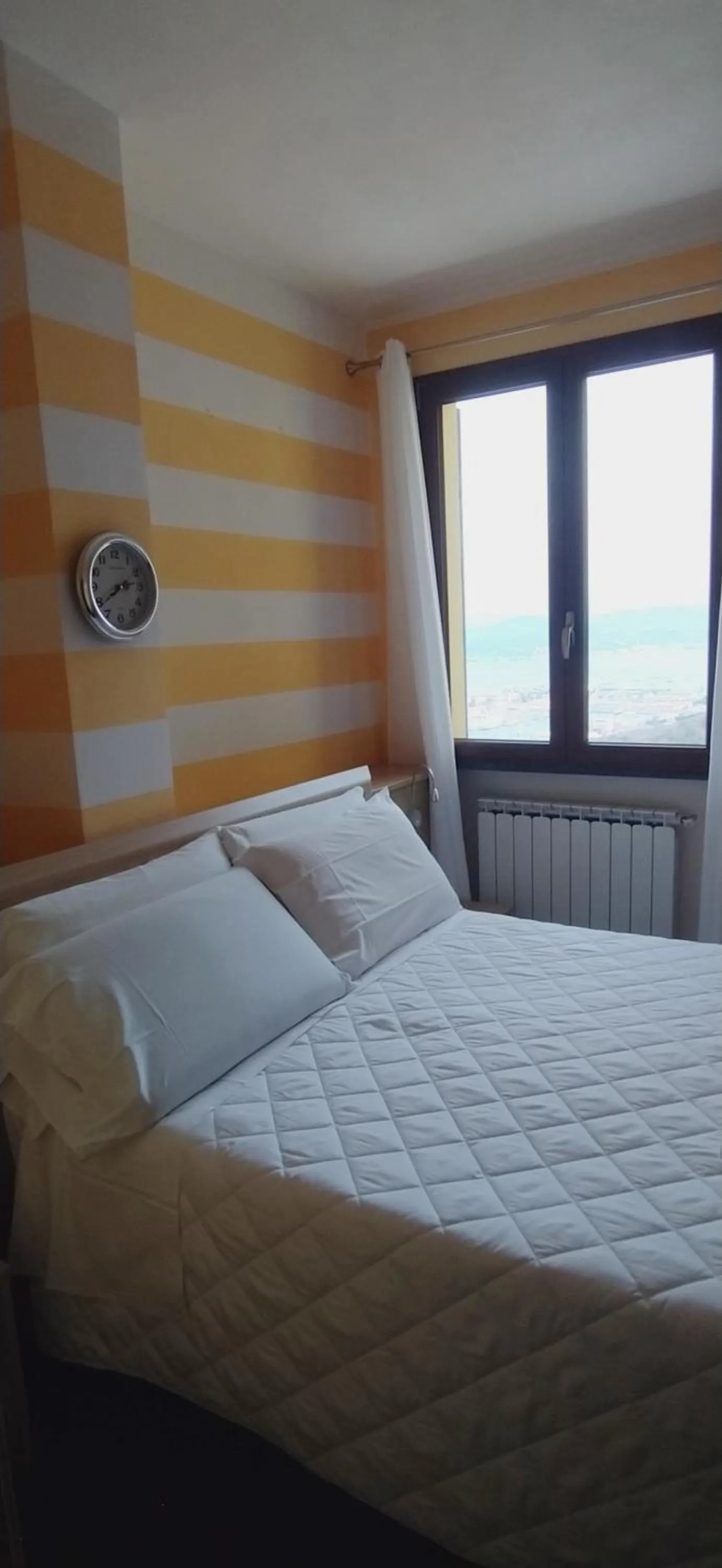 Bed in Agriturismo La Pietra 1 e La Pietra 2