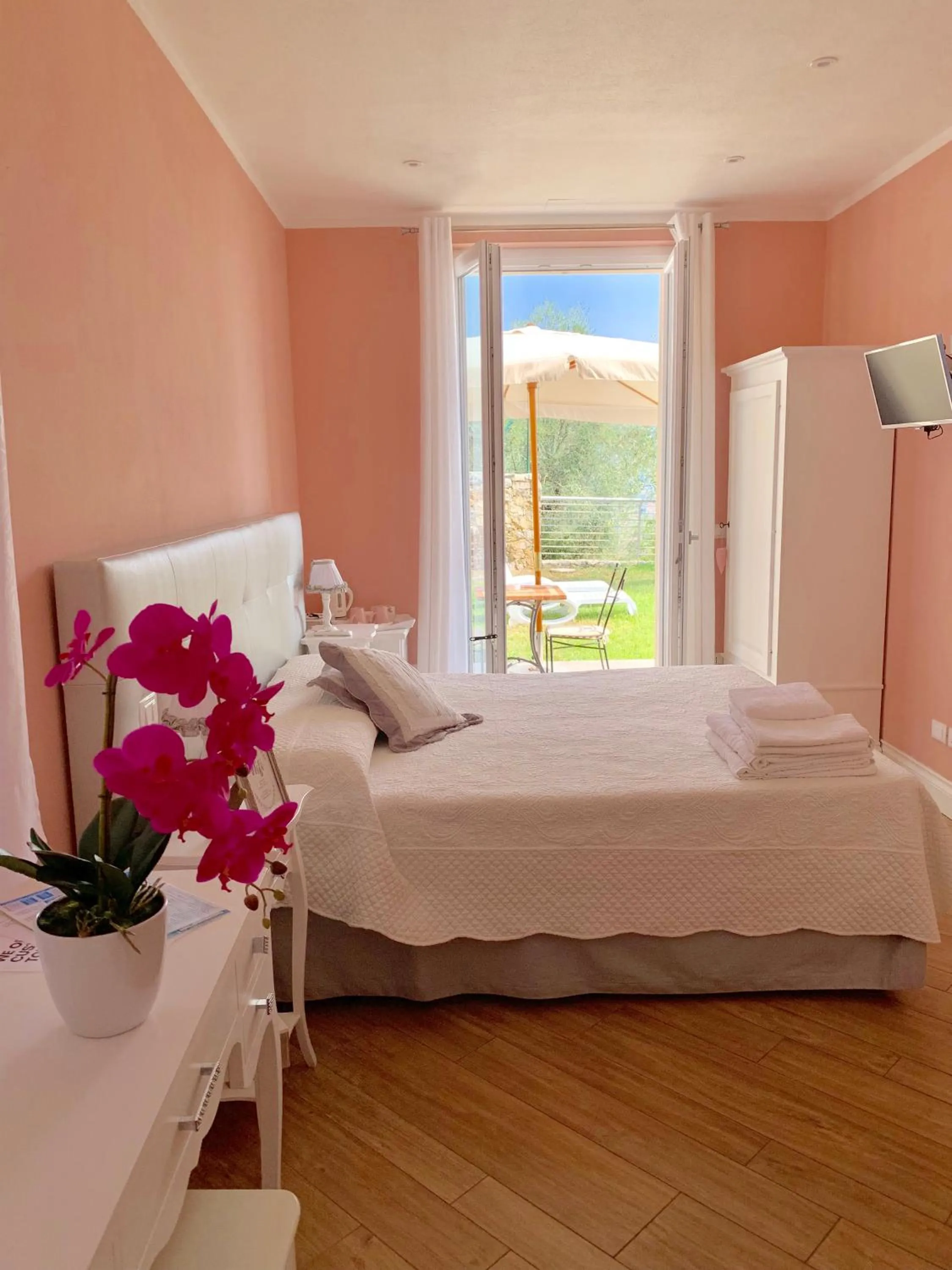 Bed in Agriturismo La Pietra 1 e La Pietra 2