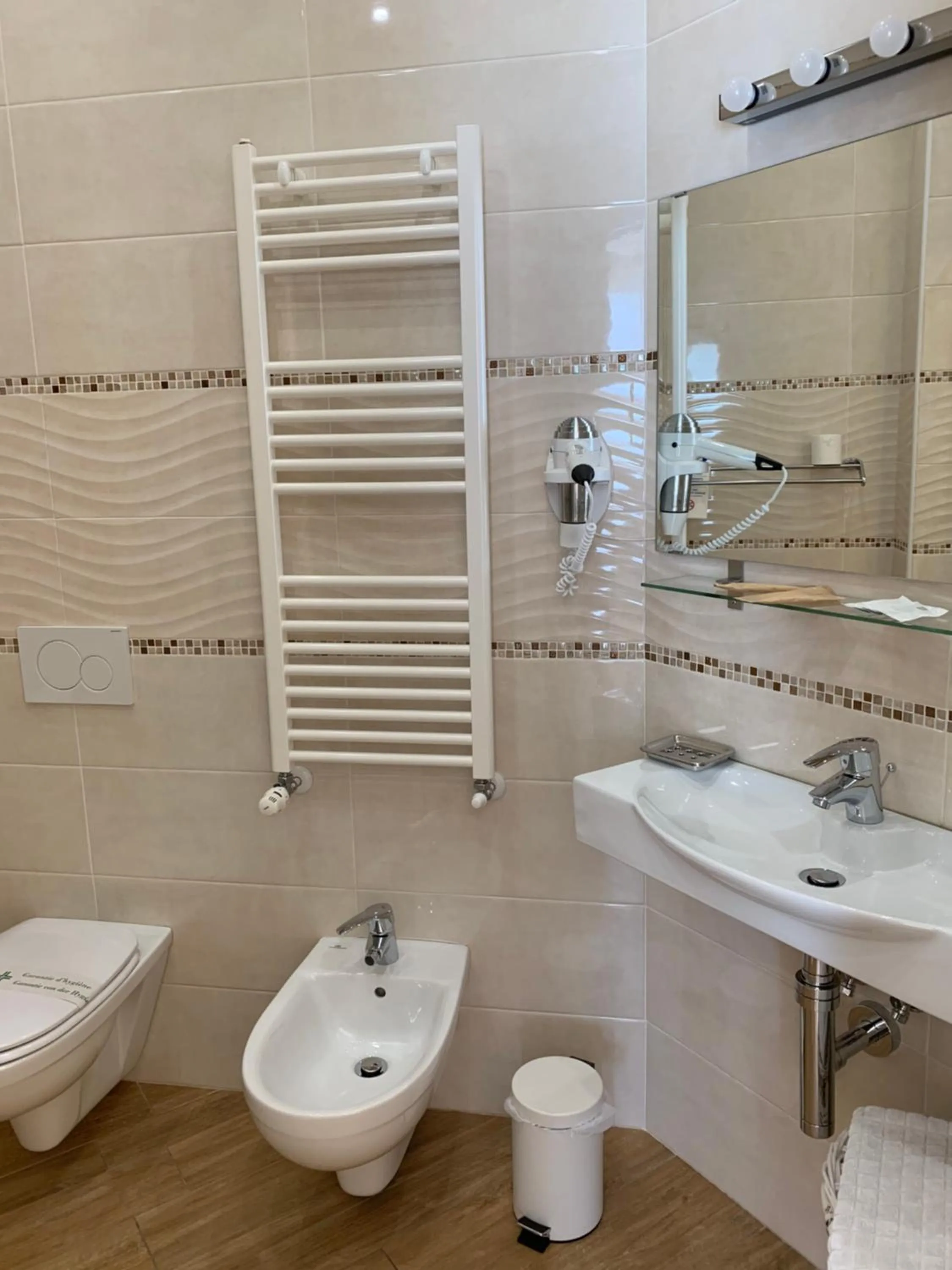 Toilet in Agriturismo La Pietra 1 e La Pietra 2