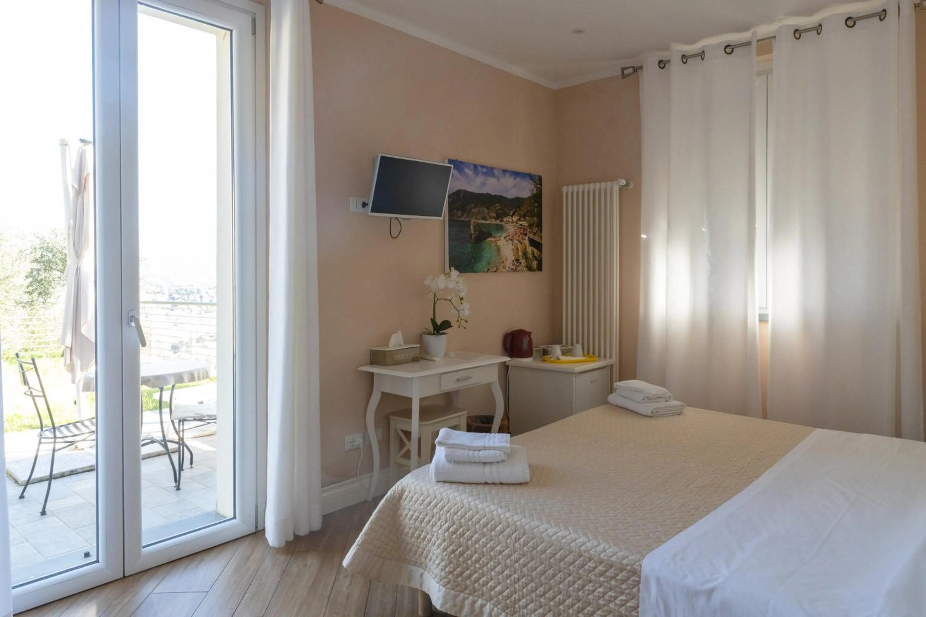 Bed in Agriturismo La Pietra 1 e La Pietra 2