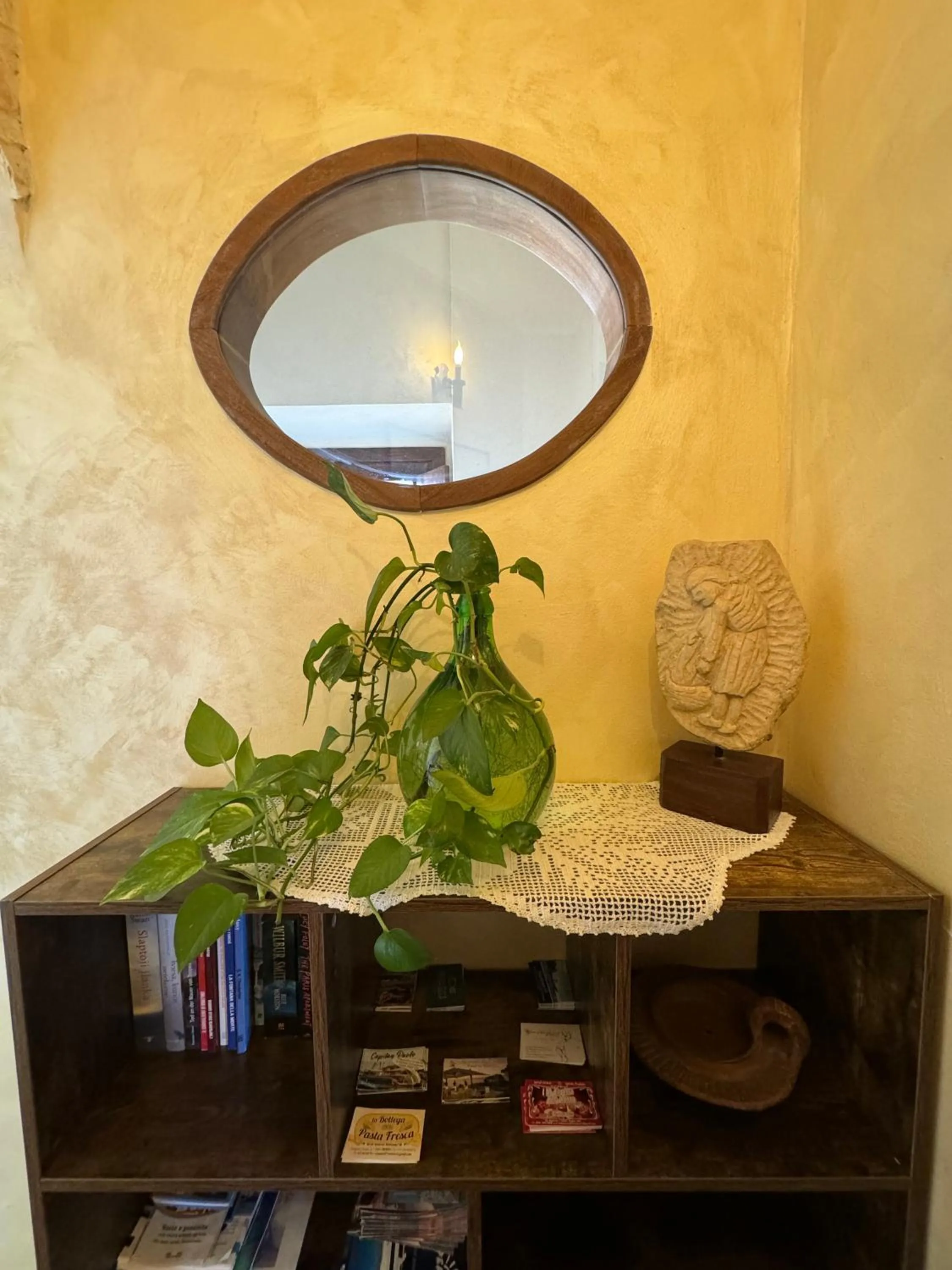 Library in B&B Rivellini