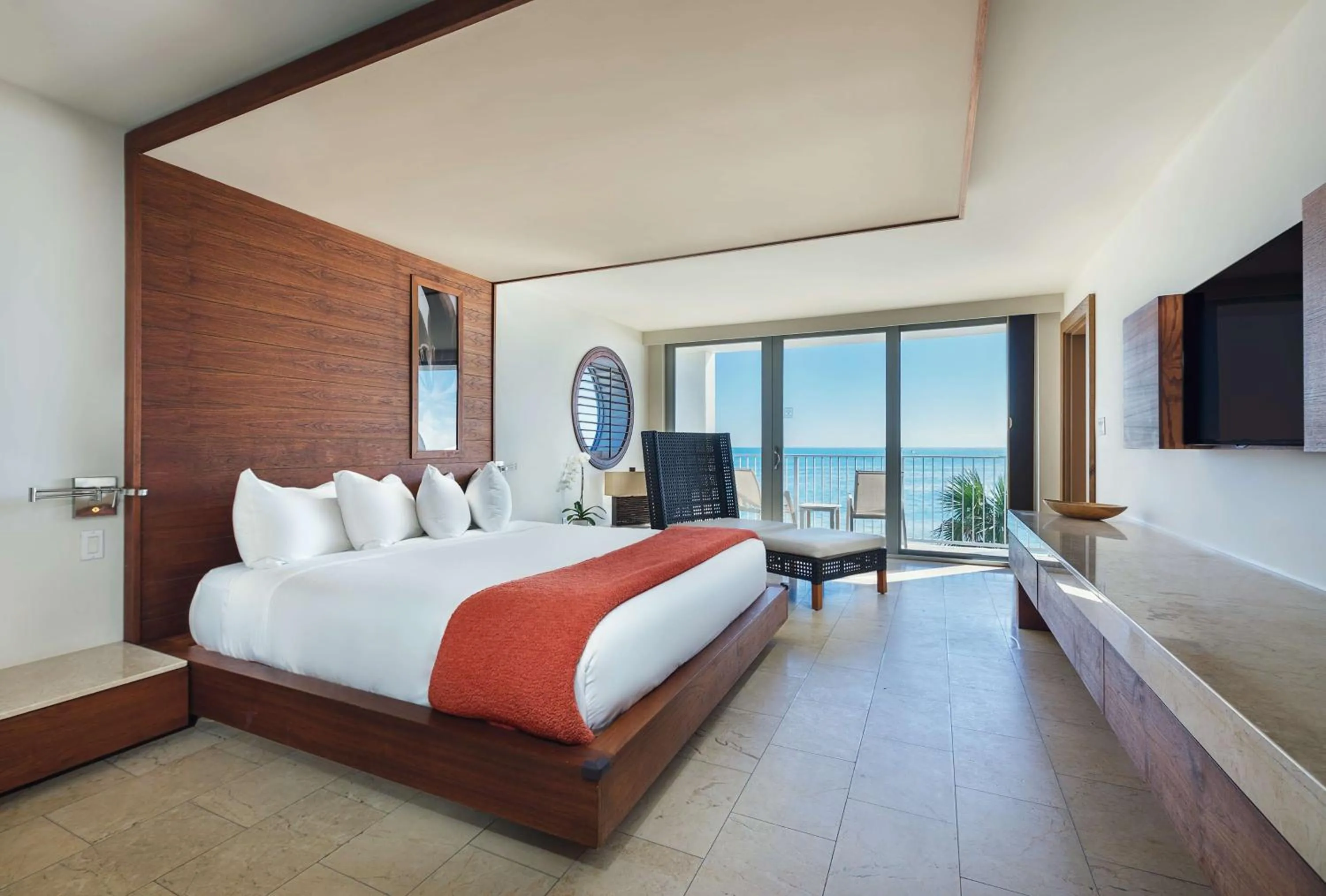Photo of the whole room, Bed in Costa d&#x27;Este Beach Resort &amp; Spa