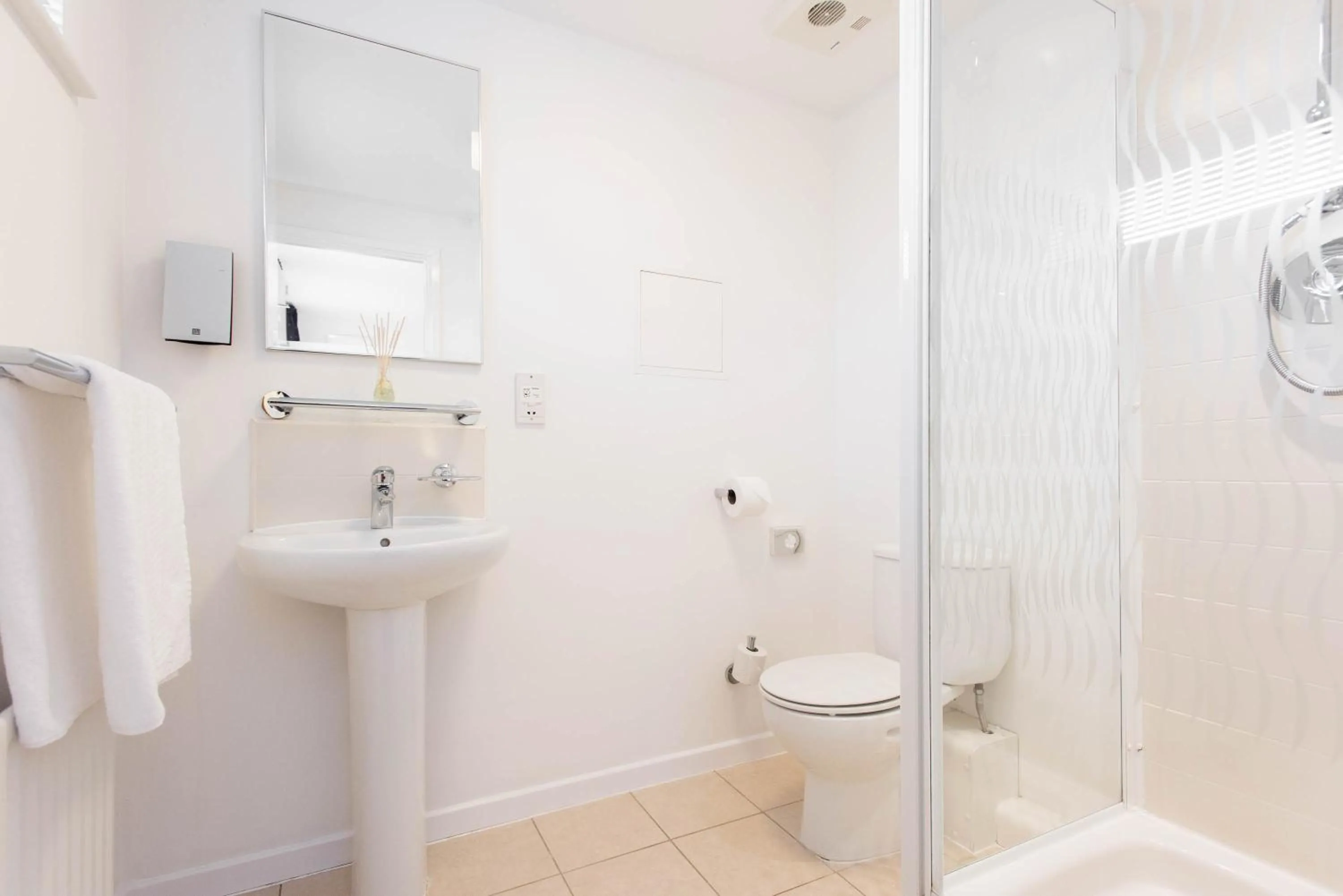 Bathroom in PREMIER SUITES Newcastle