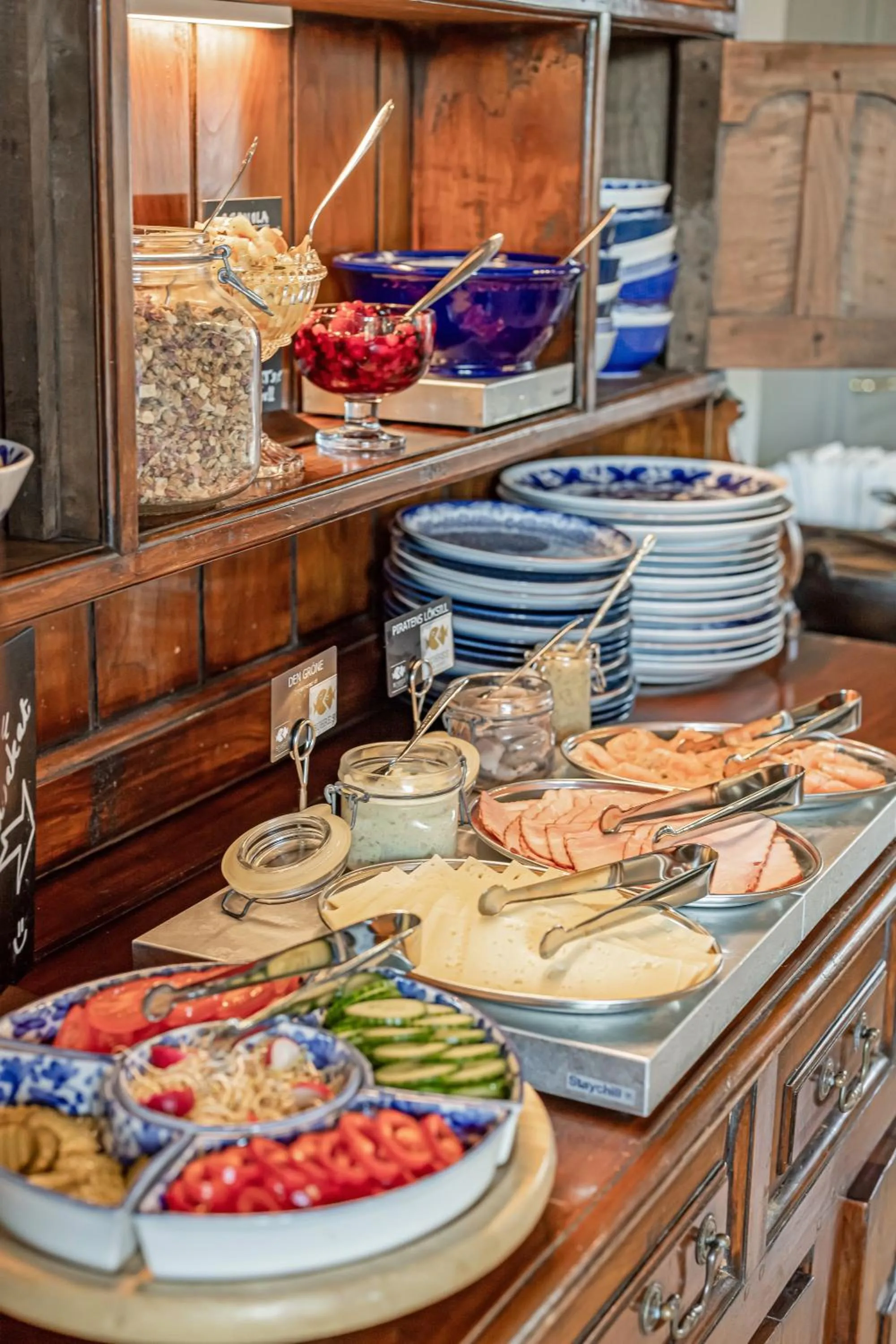 Breakfast in Mellby Atelier på Österlen