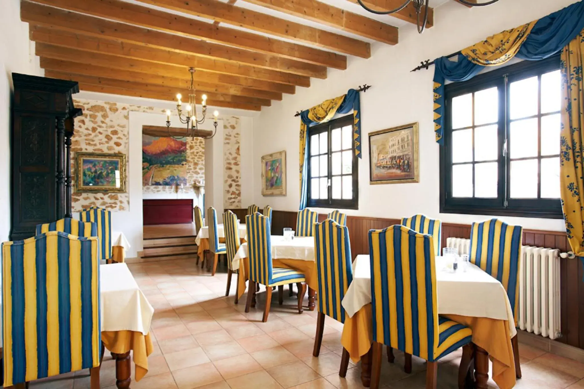 Property building in Puig de Ros d’Alt Property building in Puig de Ros d’Alt