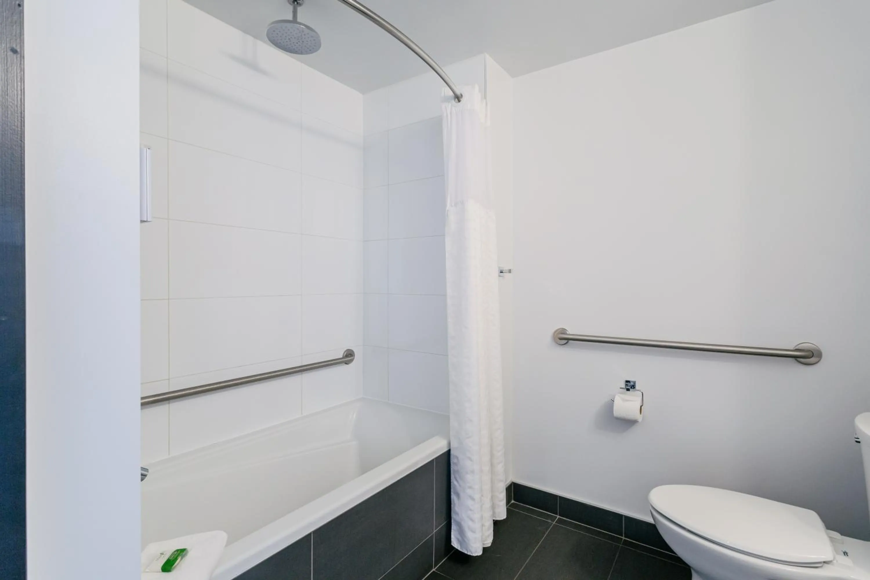 Bathroom in Riotel Matane