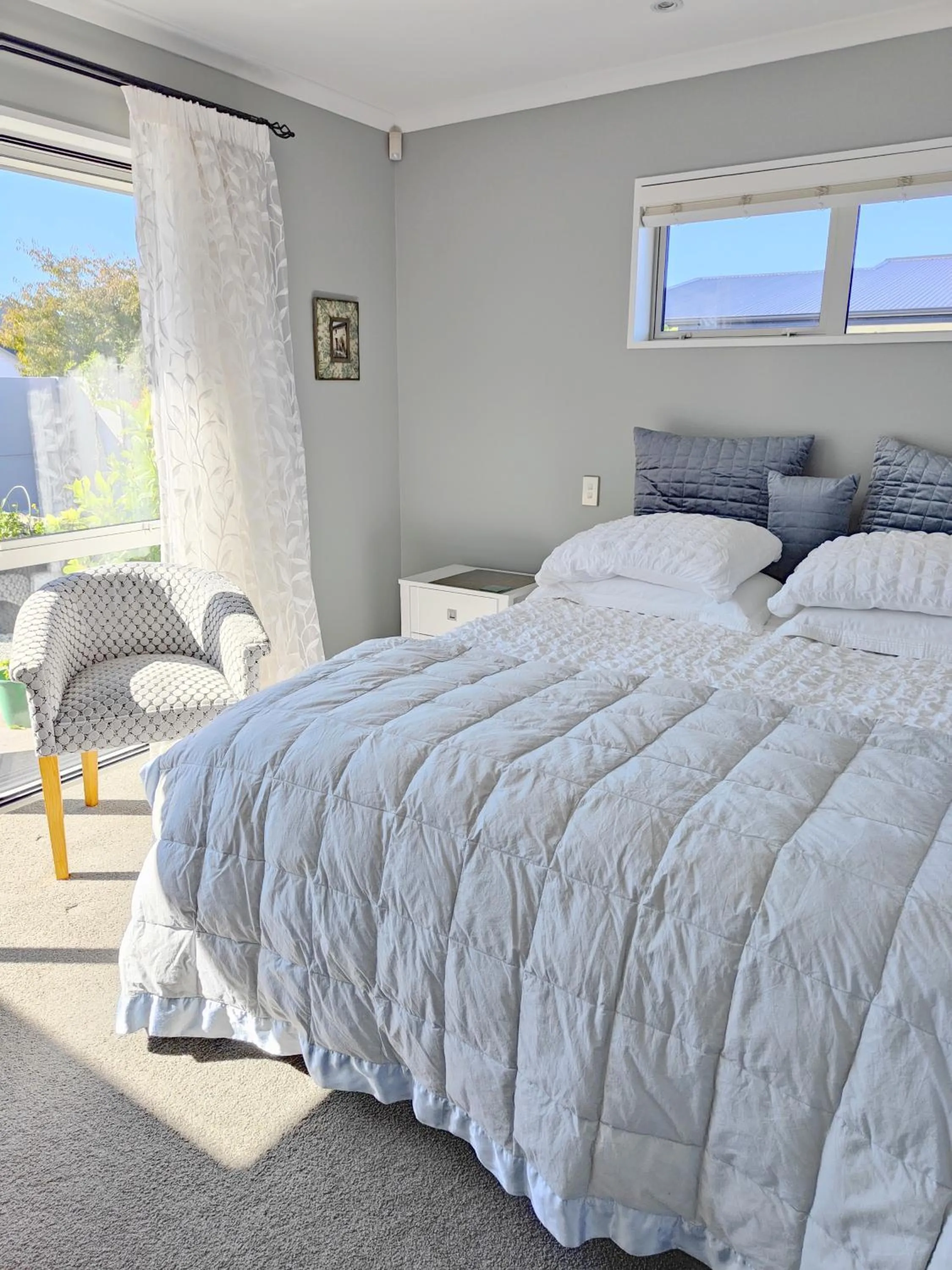 Courtenay B & B