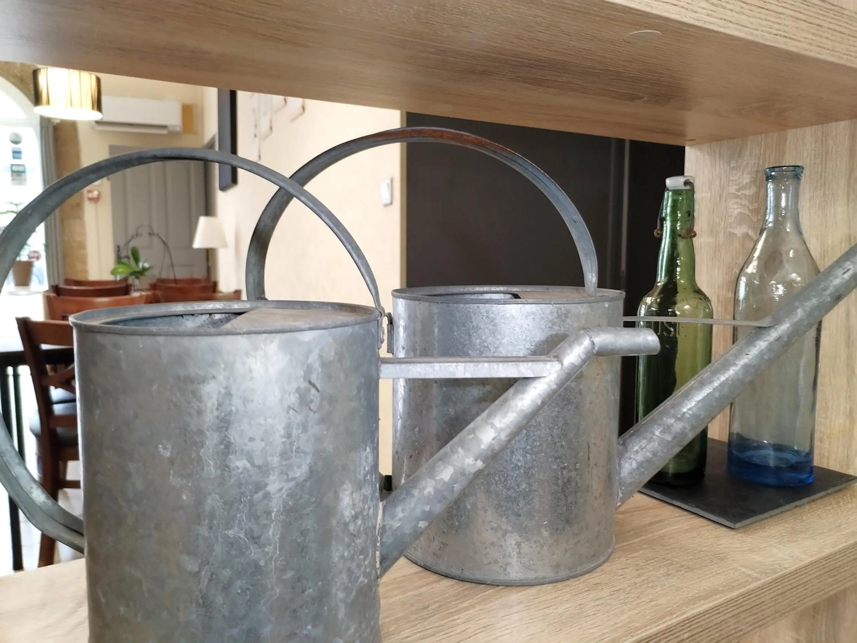 Lounge or bar in Logis Hôtel La Bastide d'Entraigues