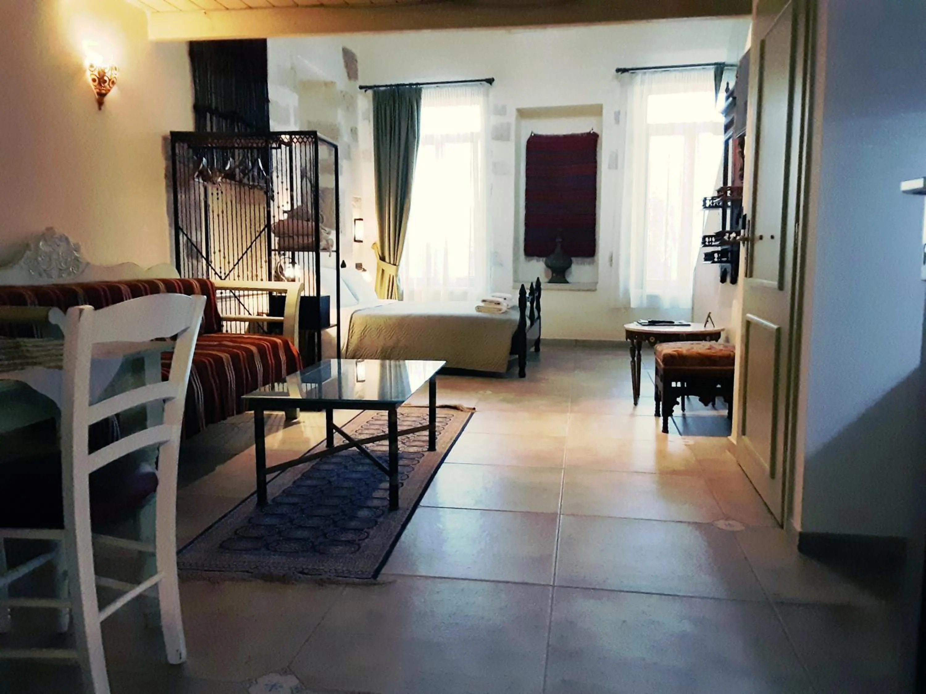 Living room, Bed in Hamam Oriental Suites