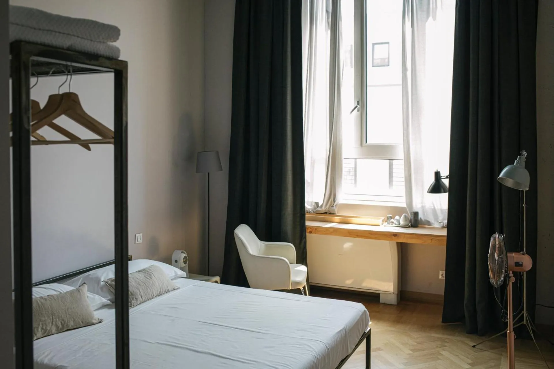 Photo of the whole room, Bed in casaBASE