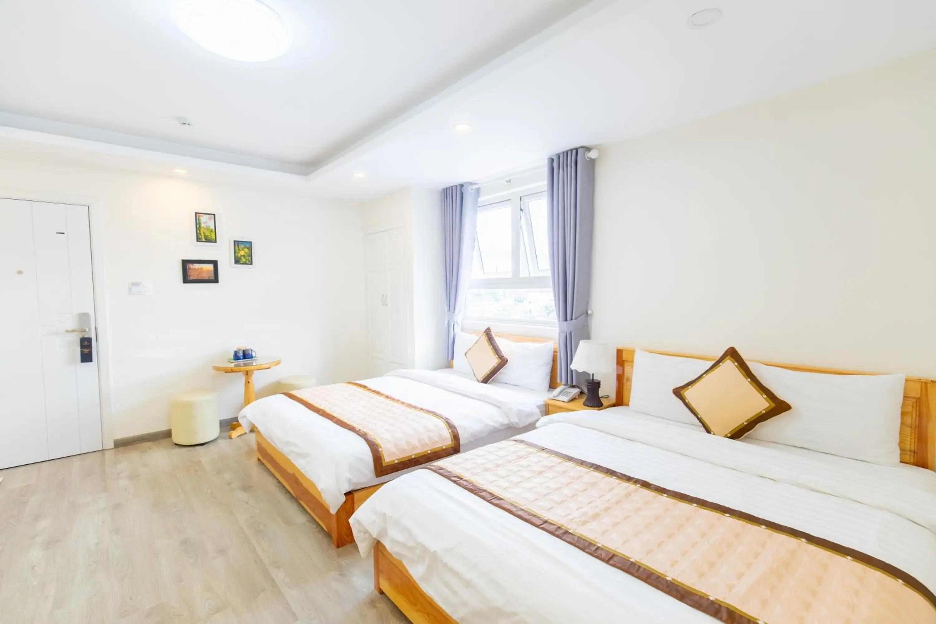 Bed in The Grace Hotel Bed in The Grace Hotel